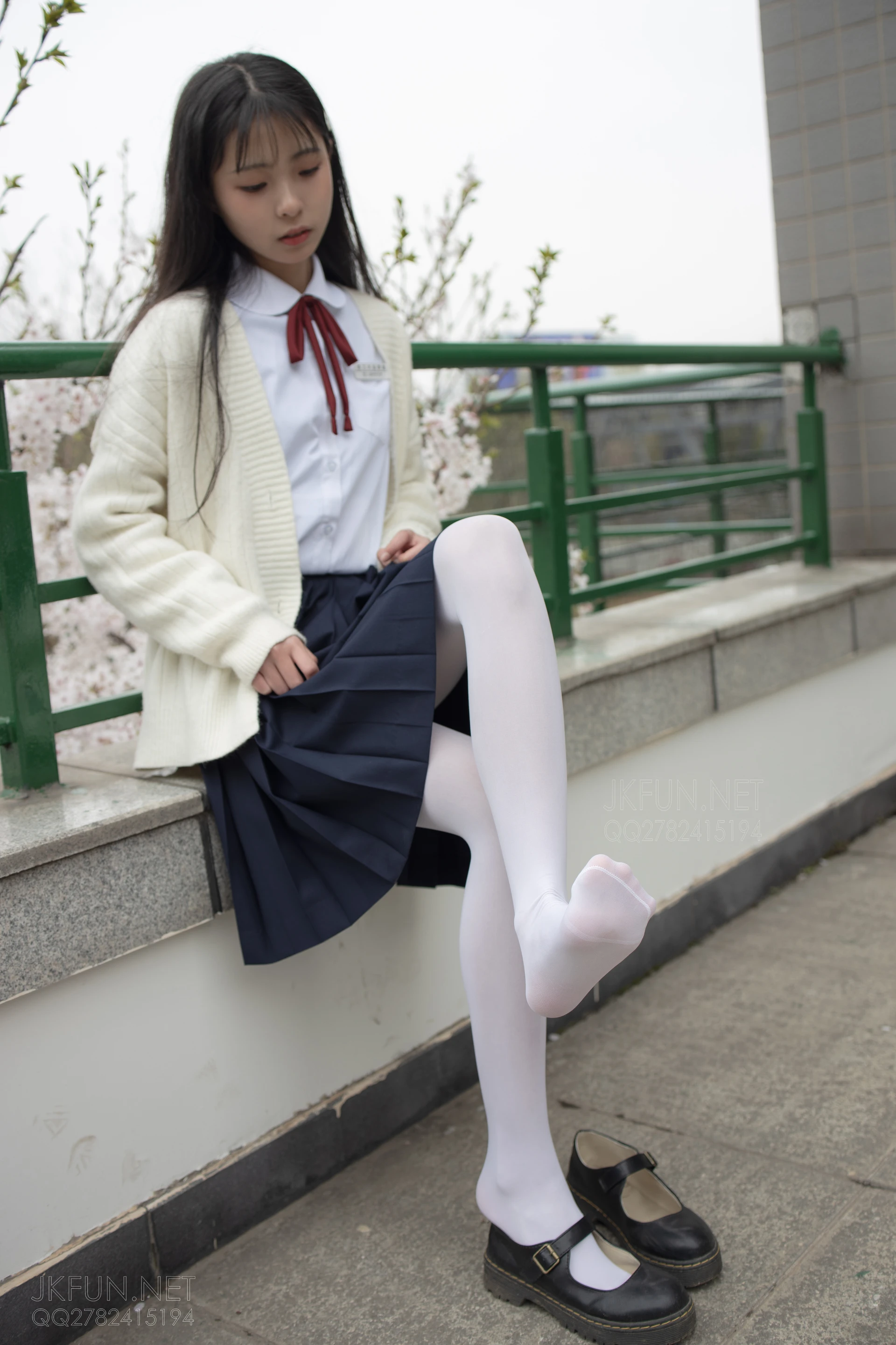 JKFUN-001 [104P1V-2.21G]JKFUN, 制服, 可爱, 学生装, 森萝财团, 白丝, 美腿