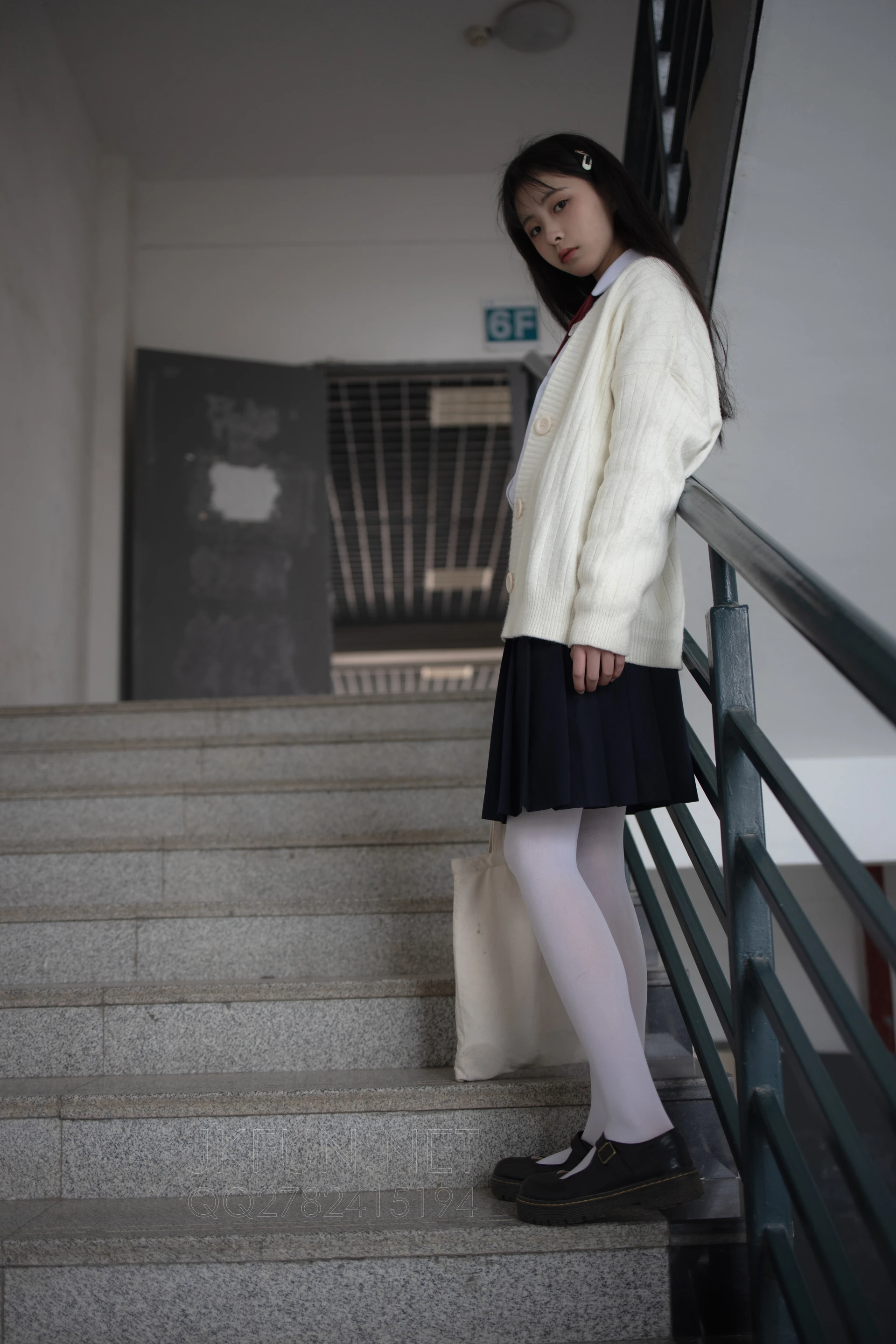 JKFUN-001 [104P1V-2.21G]JKFUN, 制服, 可爱, 学生装, 森萝财团, 白丝, 美腿