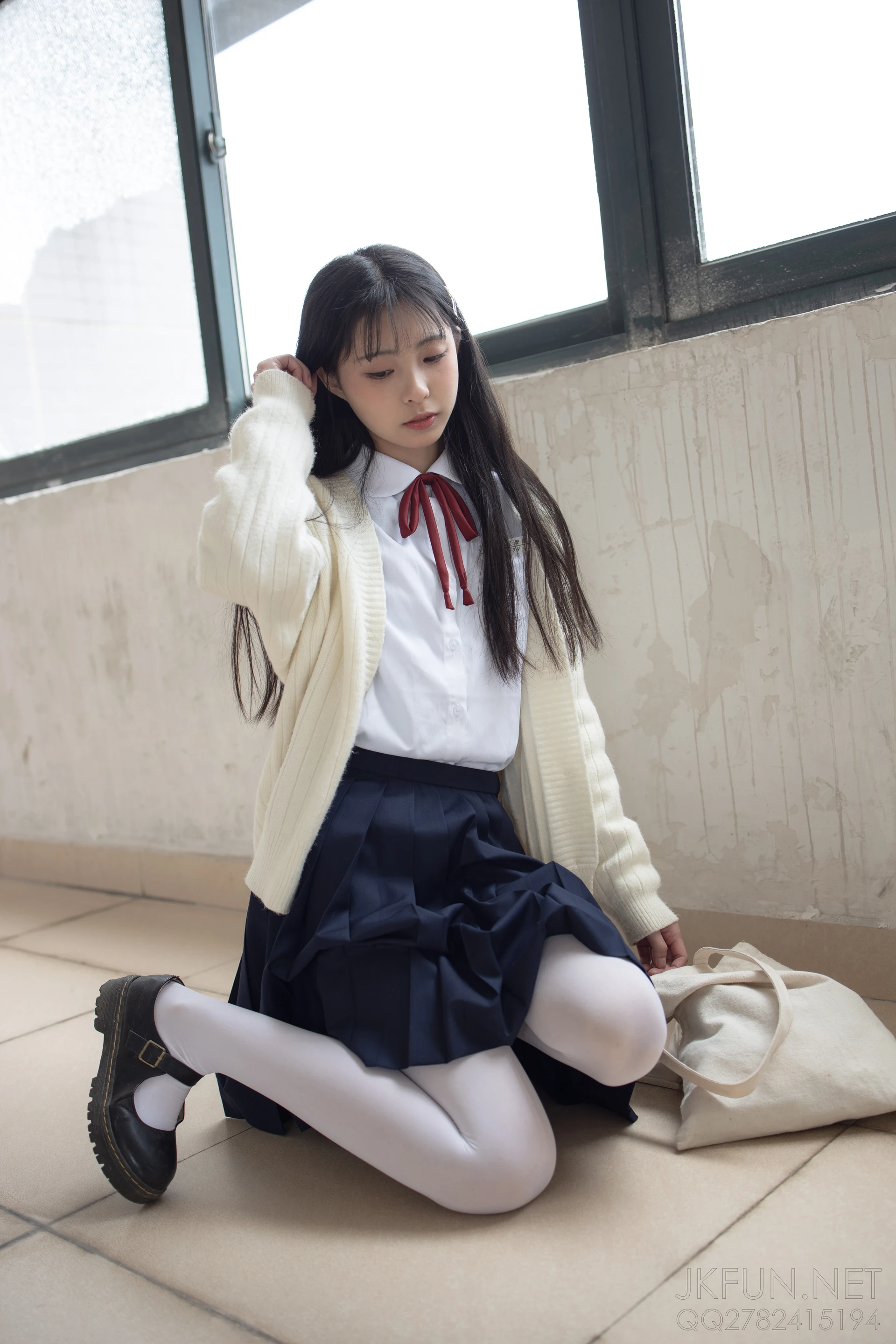JKFUN-001 [104P1V-2.21G]JKFUN, 制服, 可爱, 学生装, 森萝财团, 白丝, 美腿