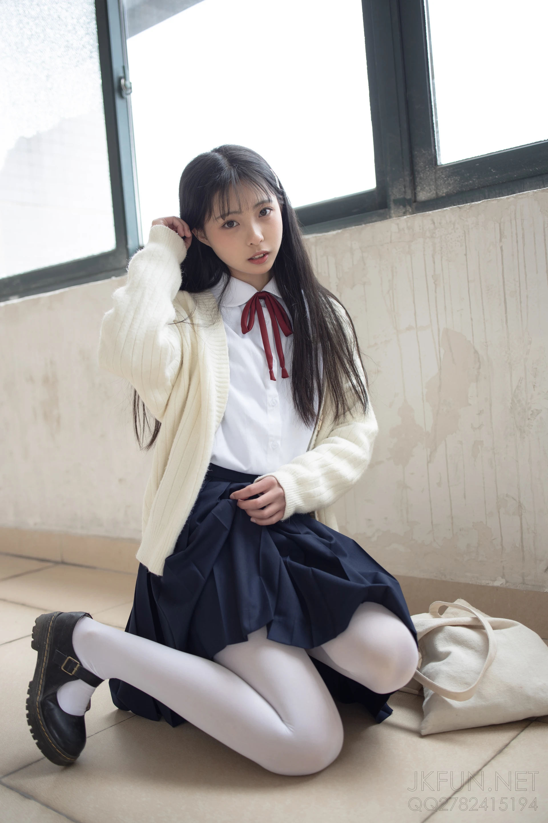 JKFUN-001 [104P1V-2.21G]JKFUN, 制服, 可爱, 学生装, 森萝财团, 白丝, 美腿