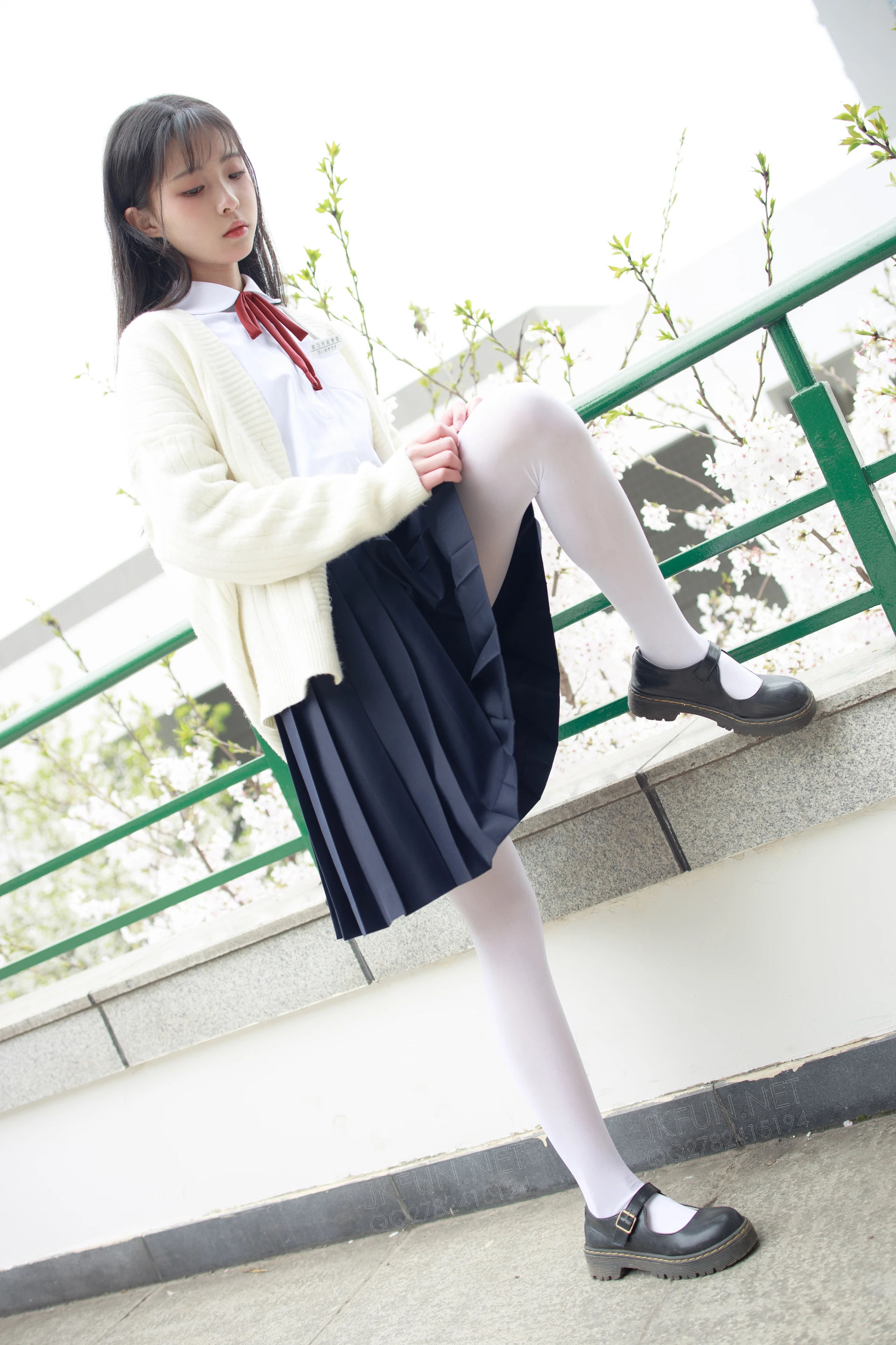 JKFUN-001 [104P1V-2.21G]JKFUN, 制服, 可爱, 学生装, 森萝财团, 白丝, 美腿