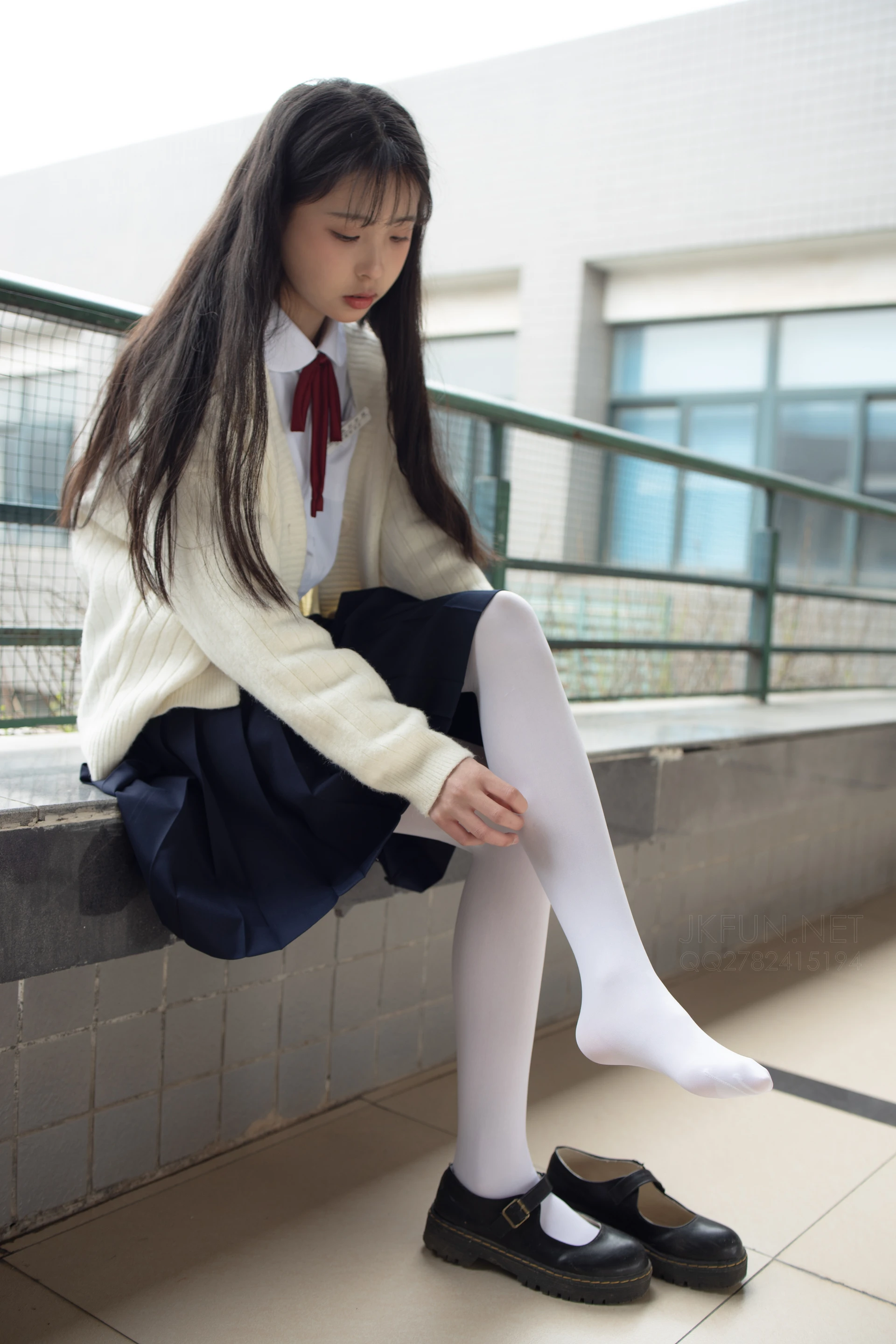 JKFUN-001 [104P1V-2.21G]JKFUN, 制服, 可爱, 学生装, 森萝财团, 白丝, 美腿