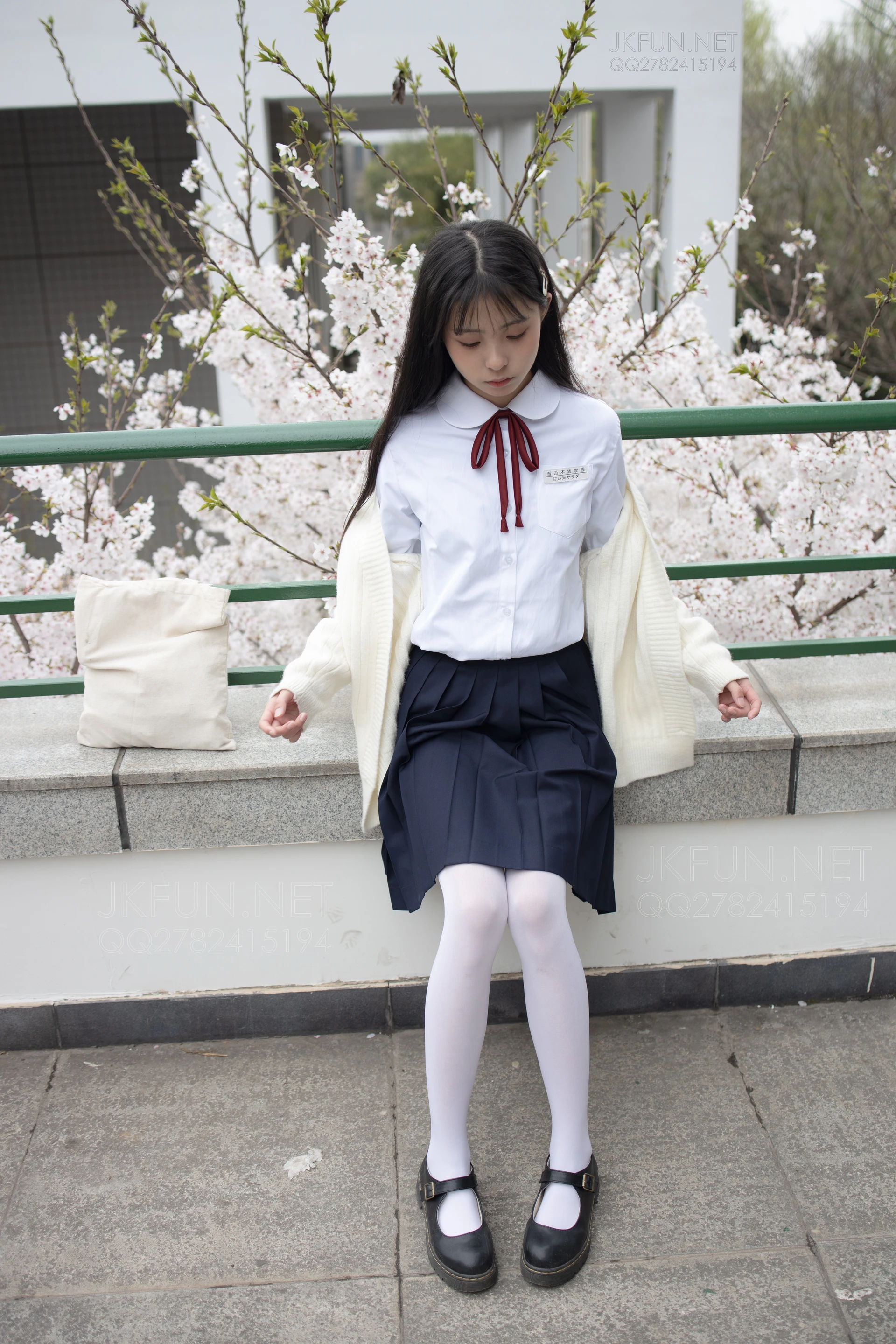 JKFUN-001 [104P1V-2.21G]JKFUN, 制服, 可爱, 学生装, 森萝财团, 白丝, 美腿
