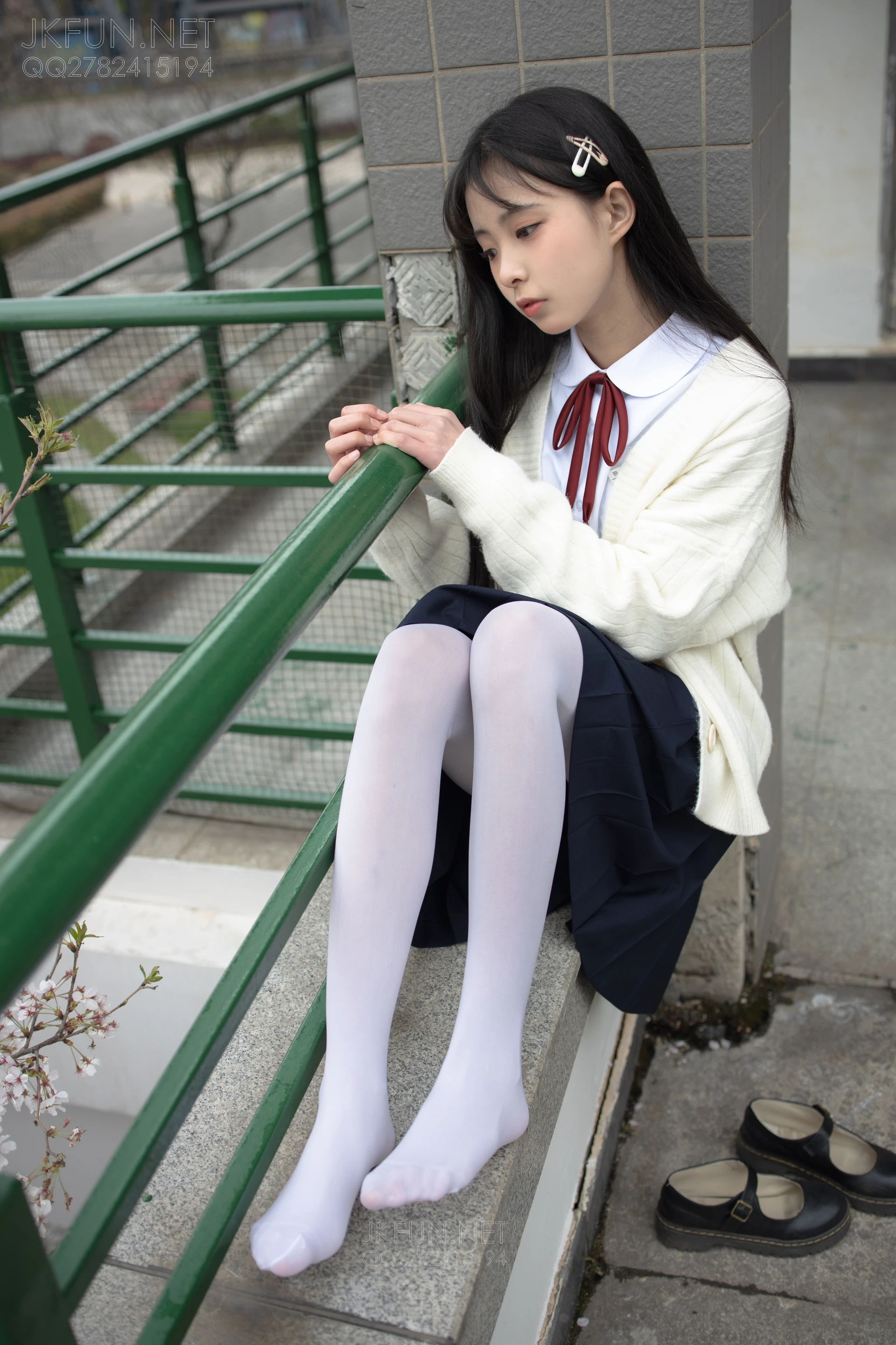 JKFUN-001 [104P1V-2.21G]JKFUN, 制服, 可爱, 学生装, 森萝财团, 白丝, 美腿