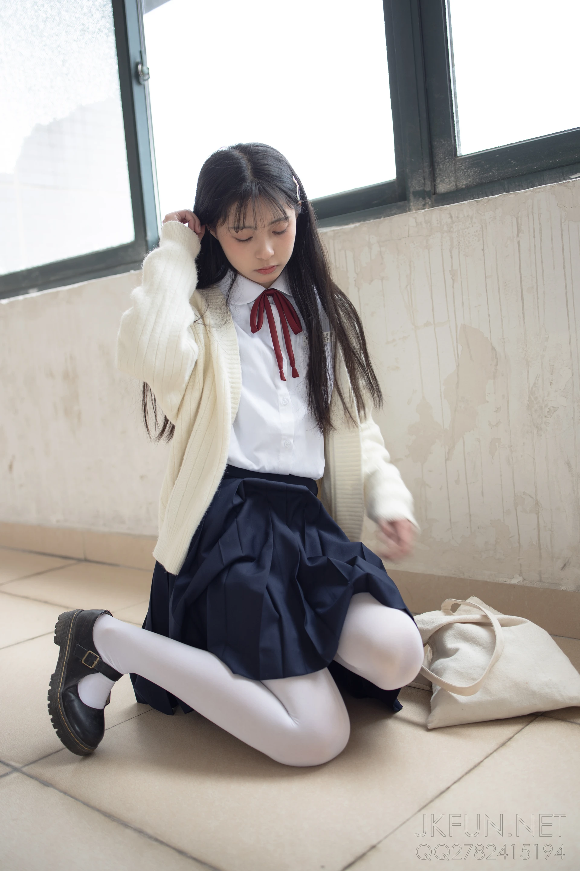 JKFUN-001 [104P1V-2.21G]JKFUN, 制服, 可爱, 学生装, 森萝财团, 白丝, 美腿