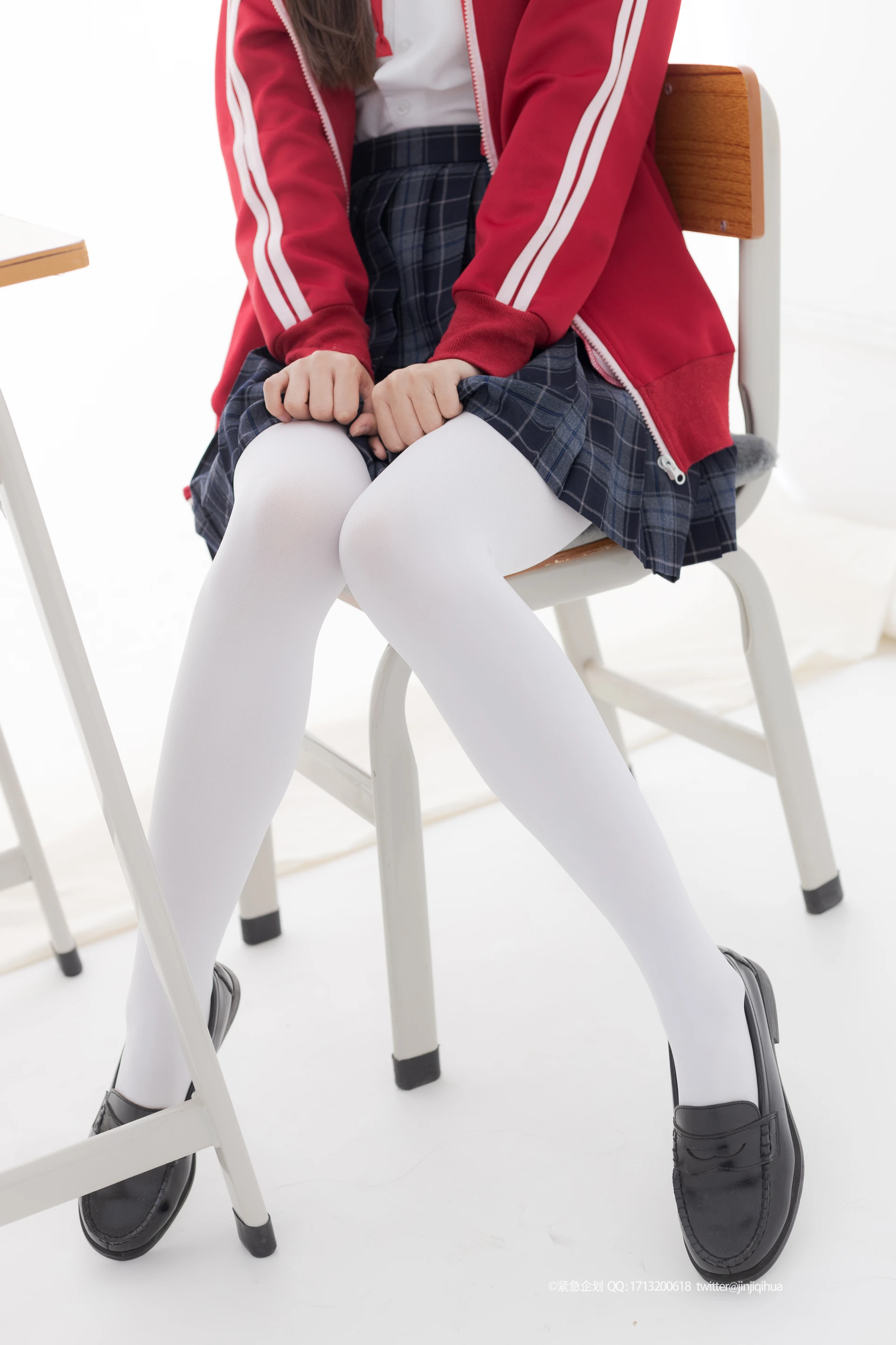 紧急企划 VOL.008 [108P1V-1.77G] 一只喵喵梓JK, JK制服, 一只喵喵梓, 制服, 学生装, 白丝, 紧急企划, 美腿, 美足