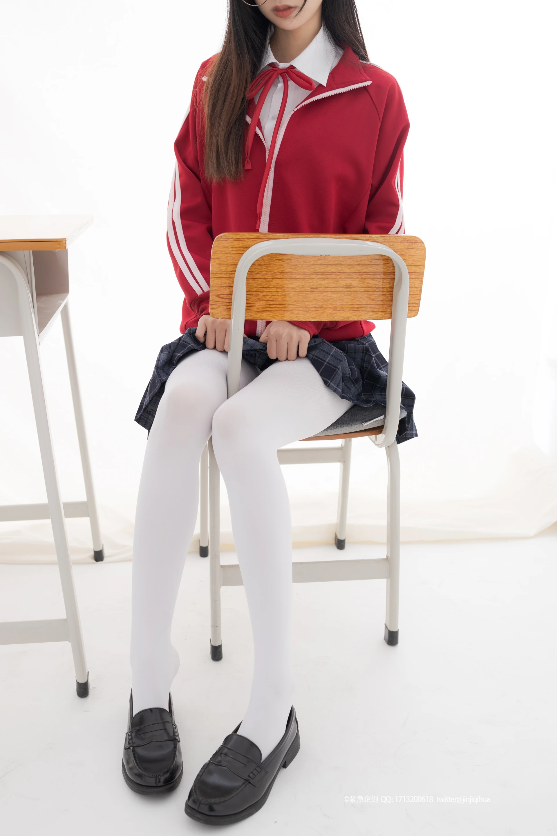 紧急企划 VOL.008 [108P1V-1.77G] 一只喵喵梓JK, JK制服, 一只喵喵梓, 制服, 学生装, 白丝, 紧急企划, 美腿, 美足