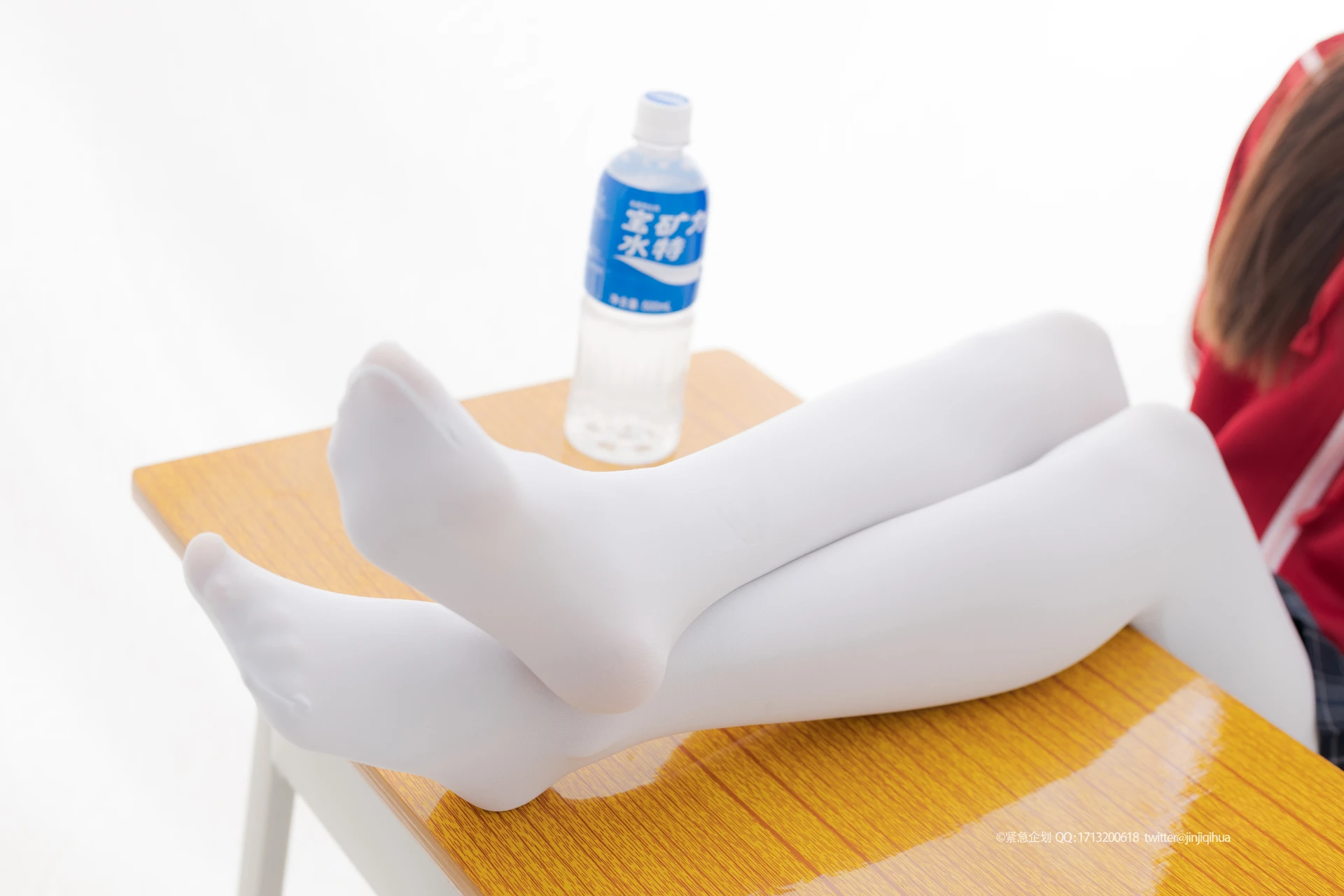 紧急企划 VOL.008 [108P1V-1.77G] 一只喵喵梓JK, JK制服, 一只喵喵梓, 制服, 学生装, 白丝, 紧急企划, 美腿, 美足