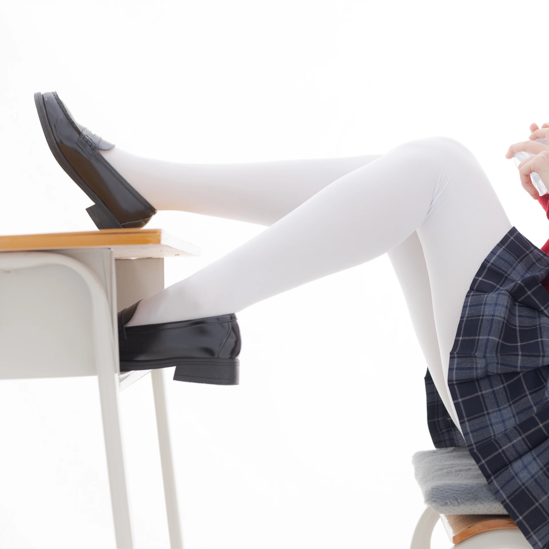 紧急企划 VOL.008 [108P1V-1.77G] 一只喵喵梓JK, JK制服, 一只喵喵梓, 制服, 学生装, 白丝, 紧急企划, 美腿, 美足