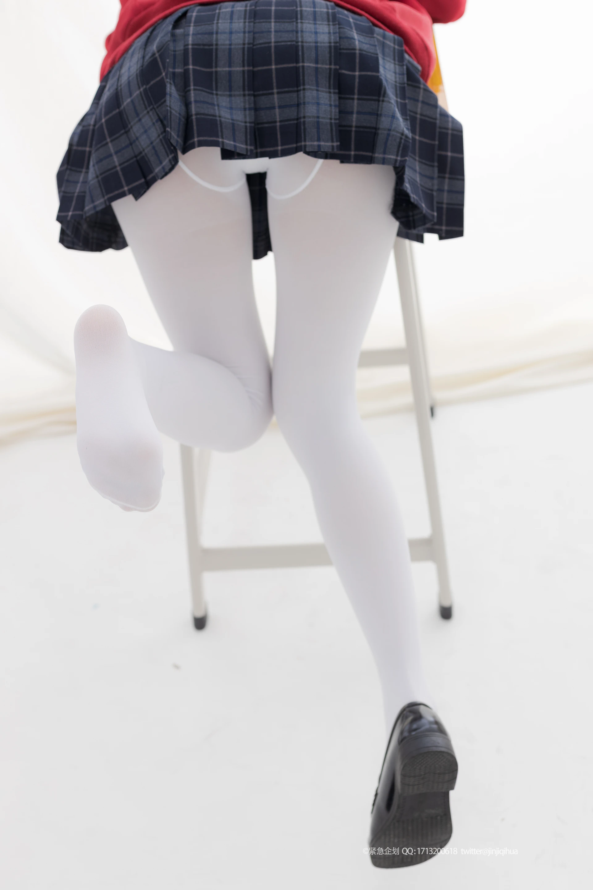 紧急企划 VOL.008 [108P1V-1.77G] 一只喵喵梓JK, JK制服, 一只喵喵梓, 制服, 学生装, 白丝, 紧急企划, 美腿, 美足