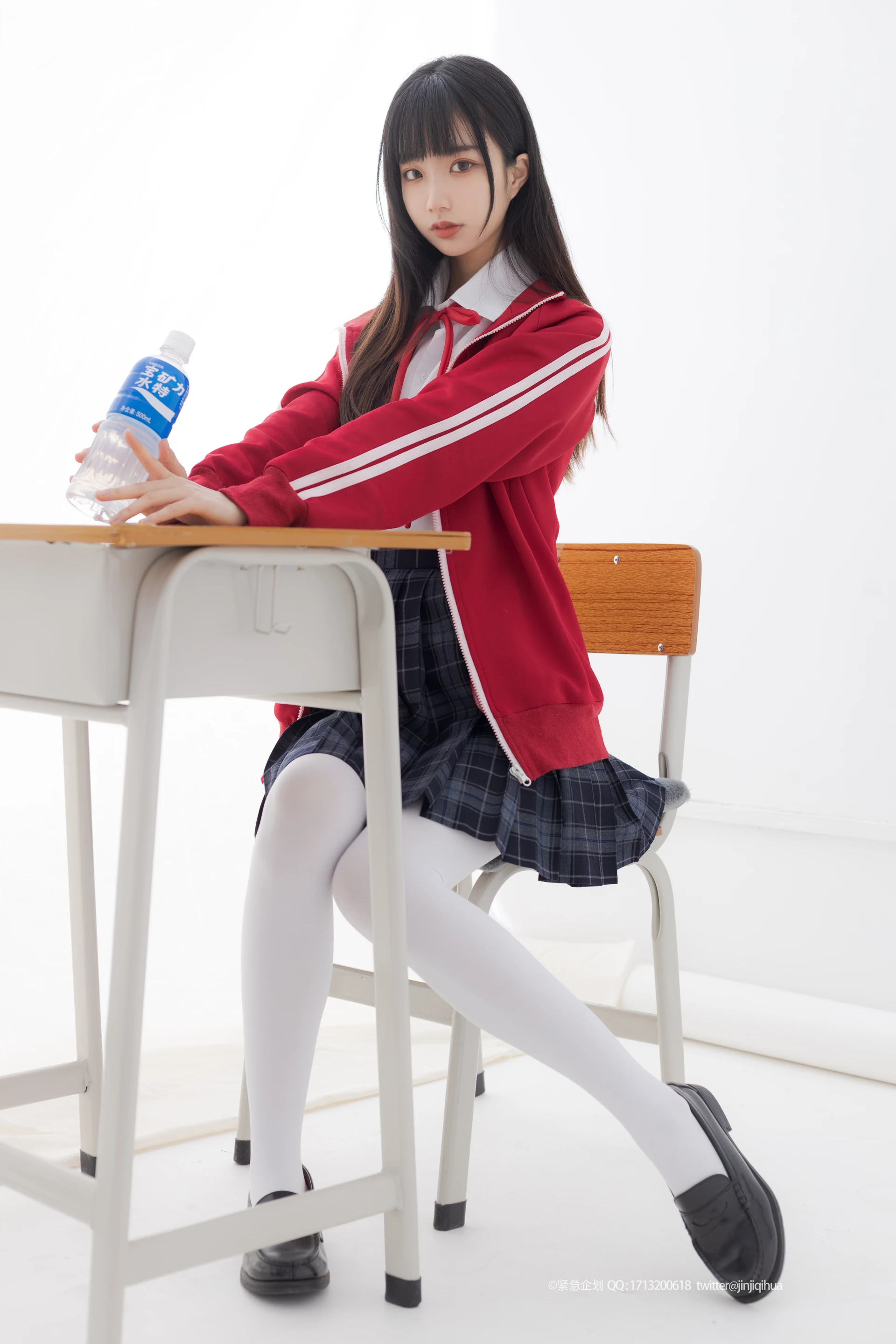 紧急企划 VOL.008 [108P1V-1.77G] 一只喵喵梓JK, JK制服, 一只喵喵梓, 制服, 学生装, 白丝, 紧急企划, 美腿, 美足