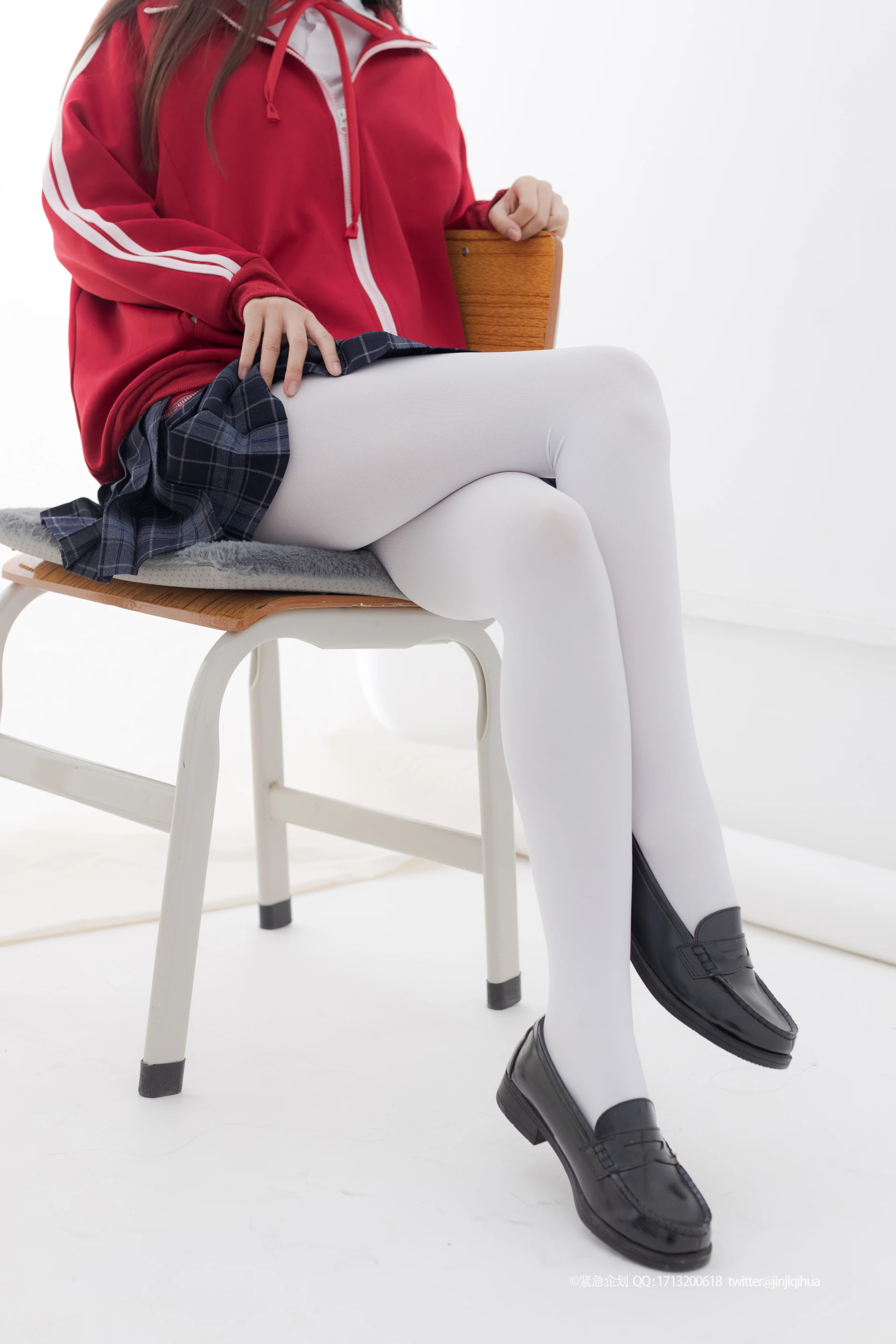 紧急企划 VOL.008 [108P1V-1.77G] 一只喵喵梓JK, JK制服, 一只喵喵梓, 制服, 学生装, 白丝, 紧急企划, 美腿, 美足