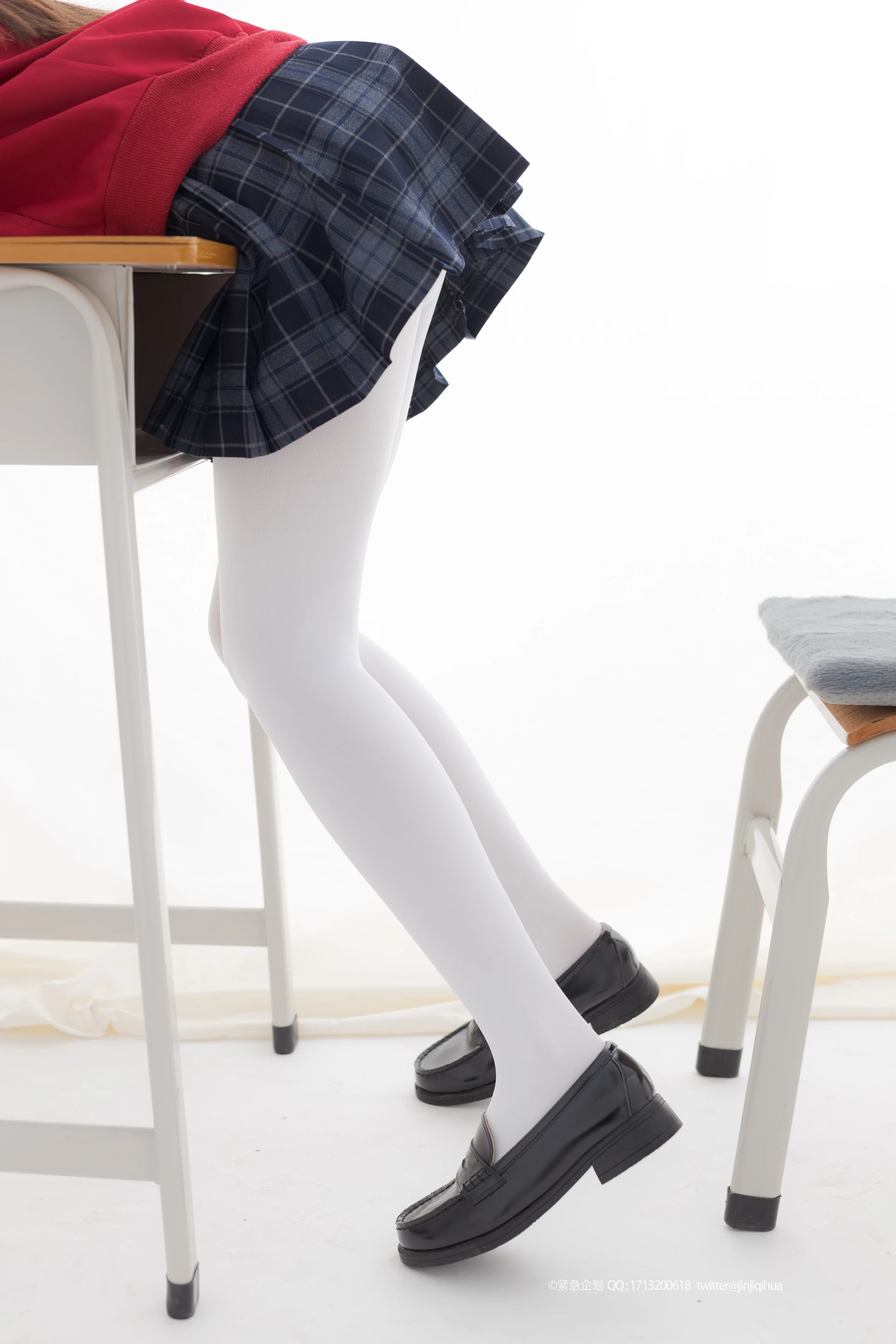 紧急企划 VOL.008 [108P1V-1.77G] 一只喵喵梓JK, JK制服, 一只喵喵梓, 制服, 学生装, 白丝, 紧急企划, 美腿, 美足