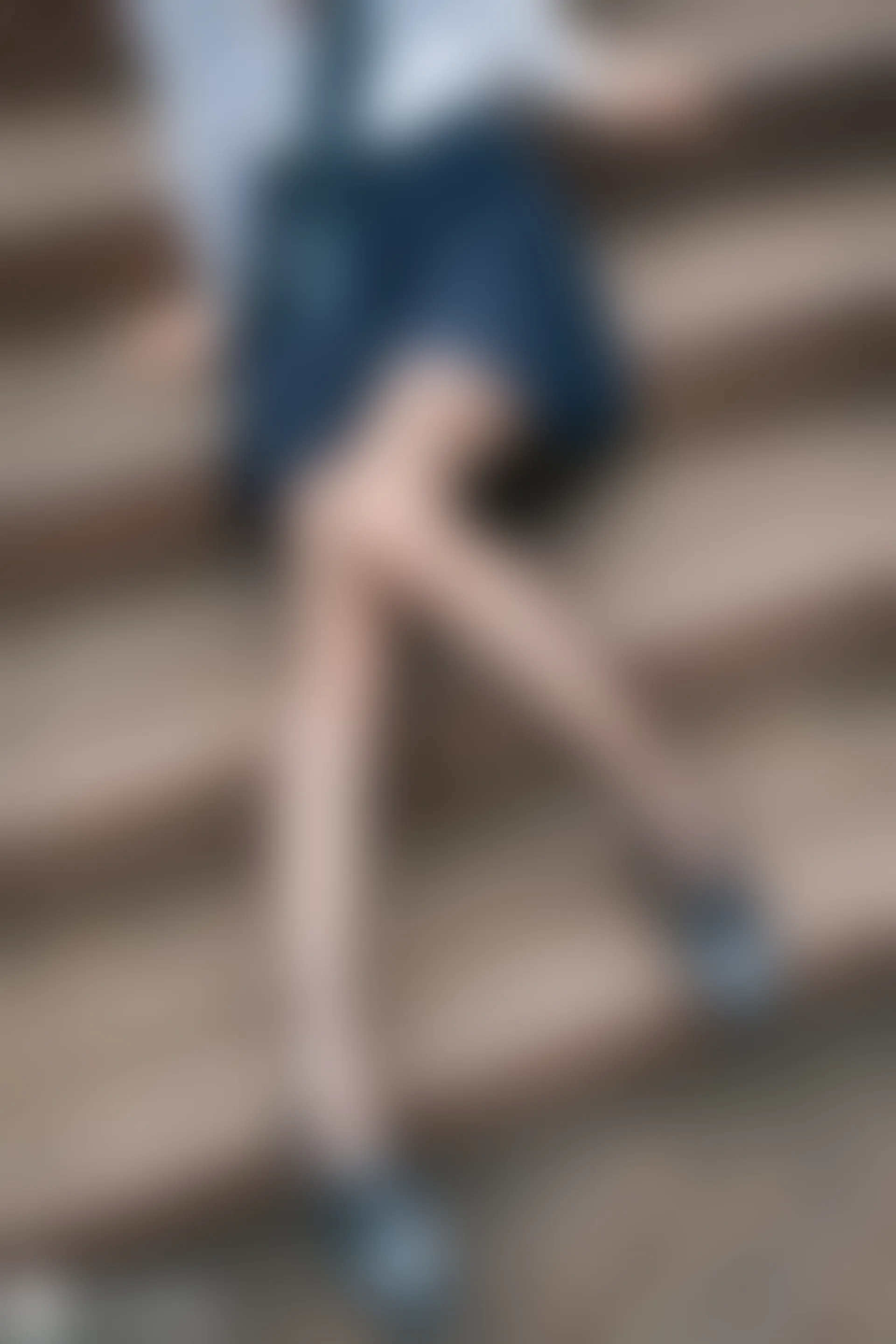 C20.006 黑丝制服少女 [37P-420MB]