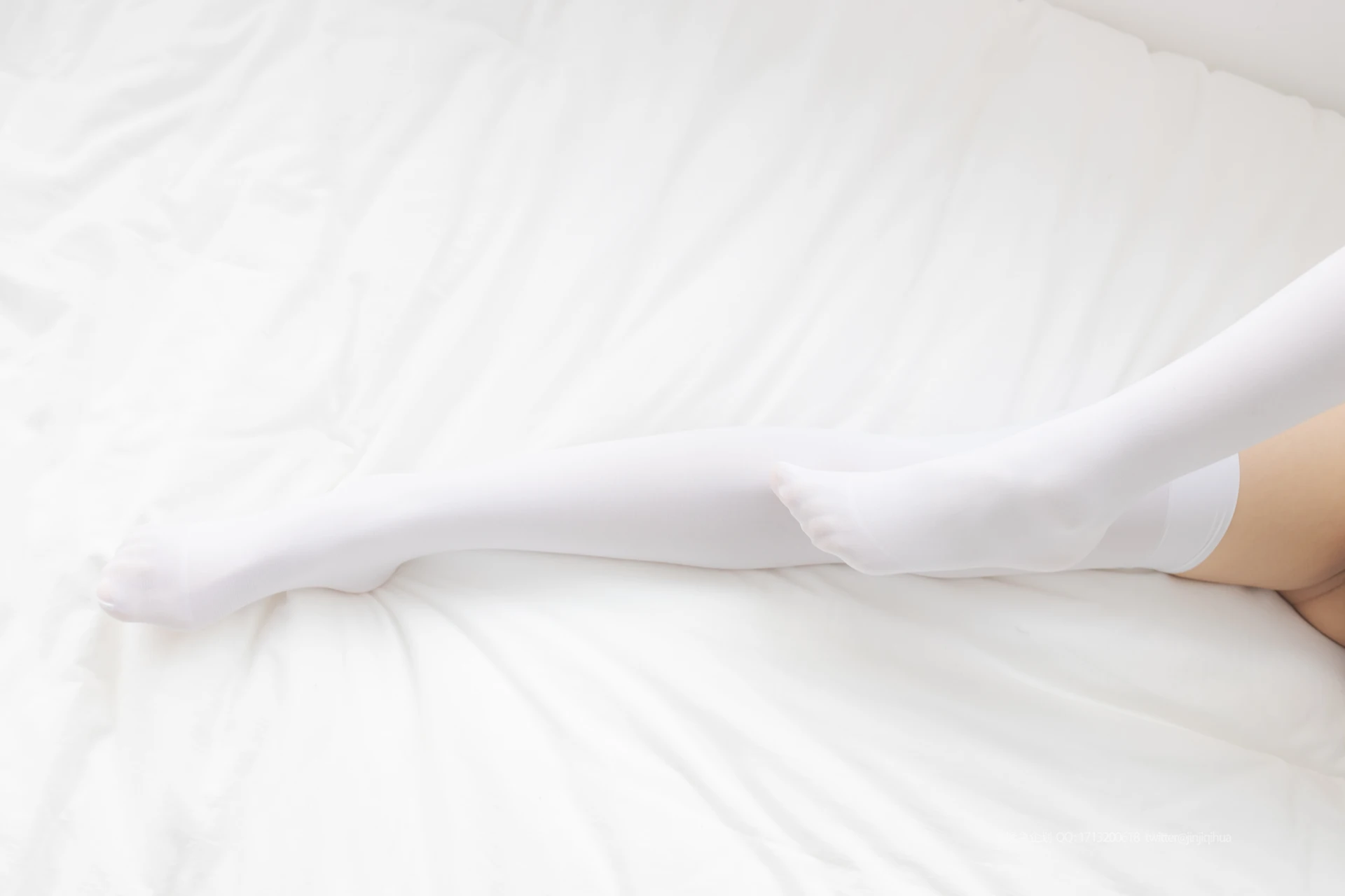 紧急企划 内部-003 一只喵喵梓 白丝蕾丝女仆装 [88P1V-4.69GB]一只喵喵梓, 女仆, 白丝, 紧急企划, 美腿, 美足