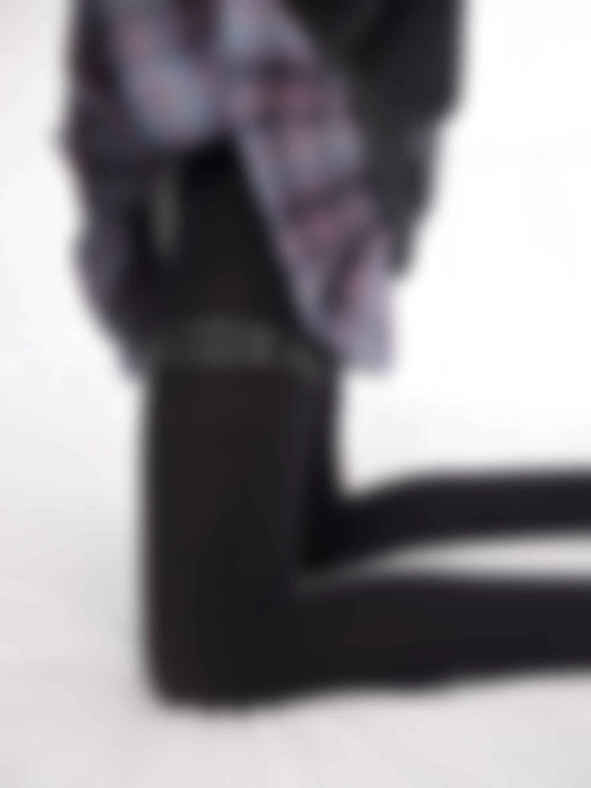 紧急企划 Y-001 [98P1V-3.56G] 黑丝网袜 JK制服 裸足 三倍快乐JK, JK制服, 森萝财团, 紧急企划, 美腿, 美足, 黑丝