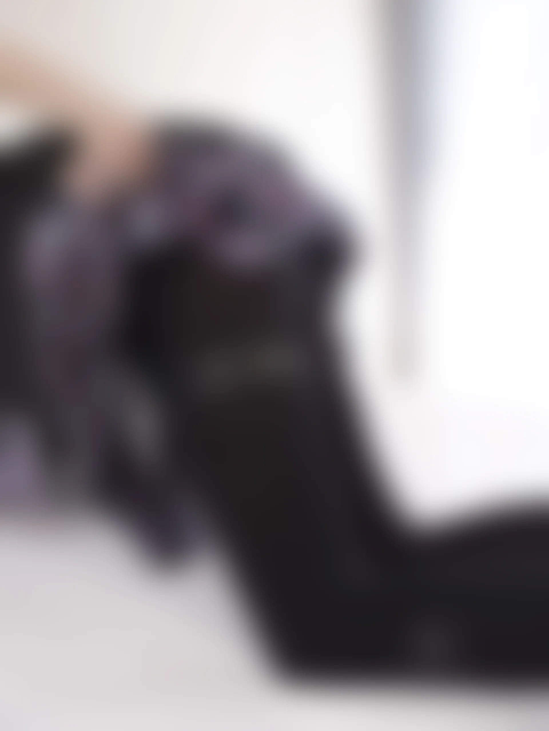 紧急企划 Y-001 [98P1V-3.56G] 黑丝网袜 JK制服 裸足 三倍快乐JK, JK制服, 森萝财团, 紧急企划, 美腿, 美足, 黑丝