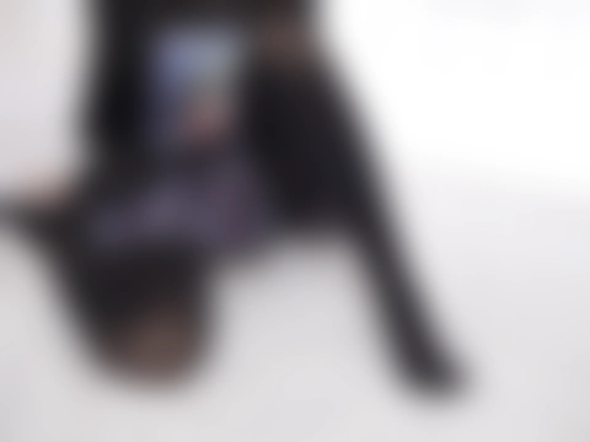 紧急企划 Y-001 [98P1V-3.56G] 黑丝网袜 JK制服 裸足 三倍快乐JK, JK制服, 森萝财团, 紧急企划, 美腿, 美足, 黑丝