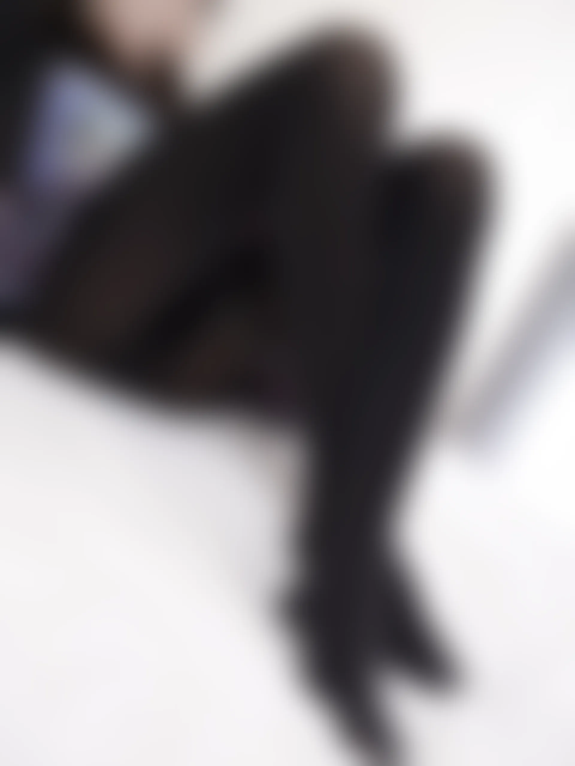 紧急企划 Y-001 [98P1V-3.56G] 黑丝网袜 JK制服 裸足 三倍快乐JK, JK制服, 森萝财团, 紧急企划, 美腿, 美足, 黑丝