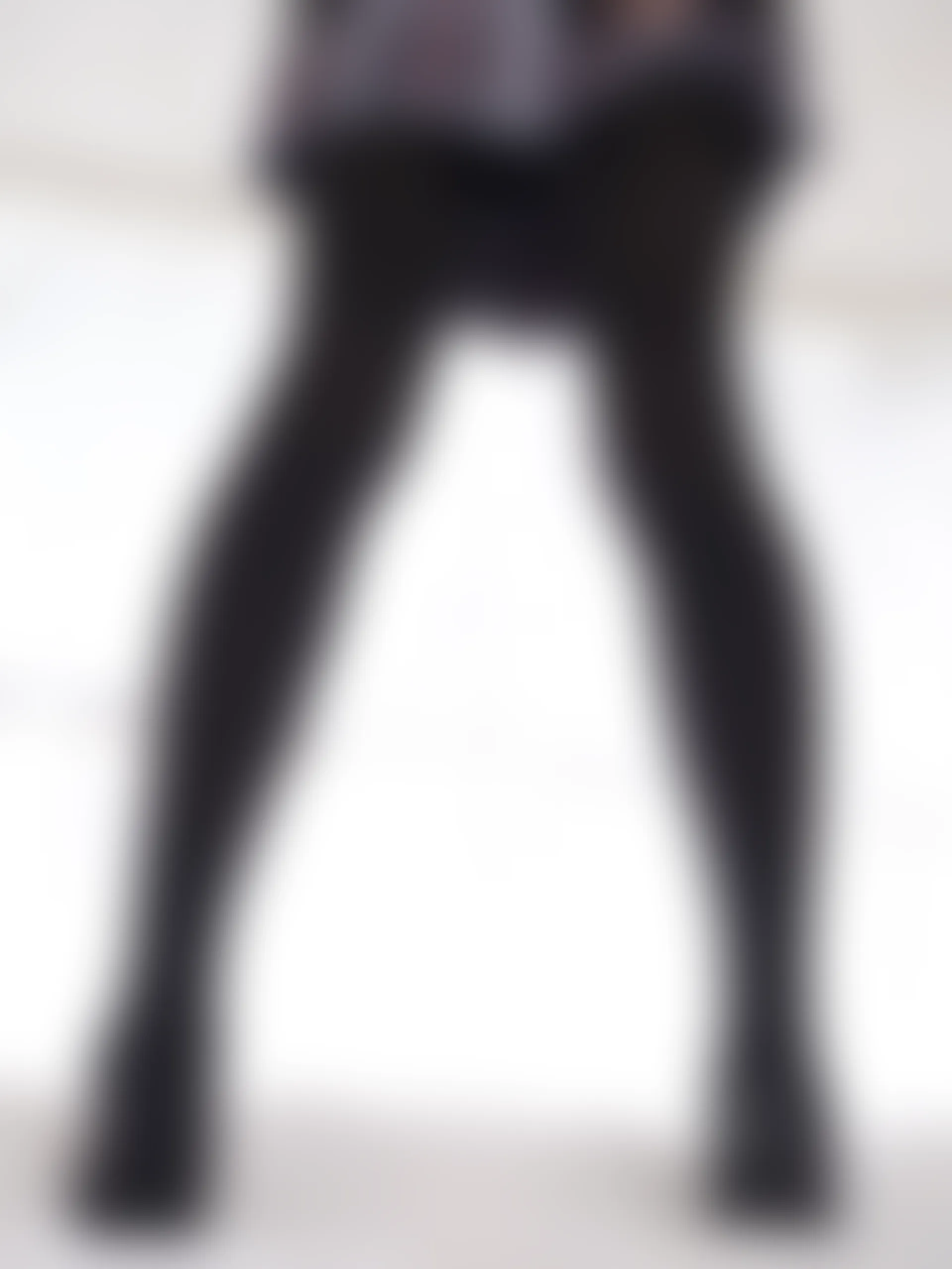 紧急企划 Y-001 [98P1V-3.56G] 黑丝网袜 JK制服 裸足 三倍快乐JK, JK制服, 森萝财团, 紧急企划, 美腿, 美足, 黑丝