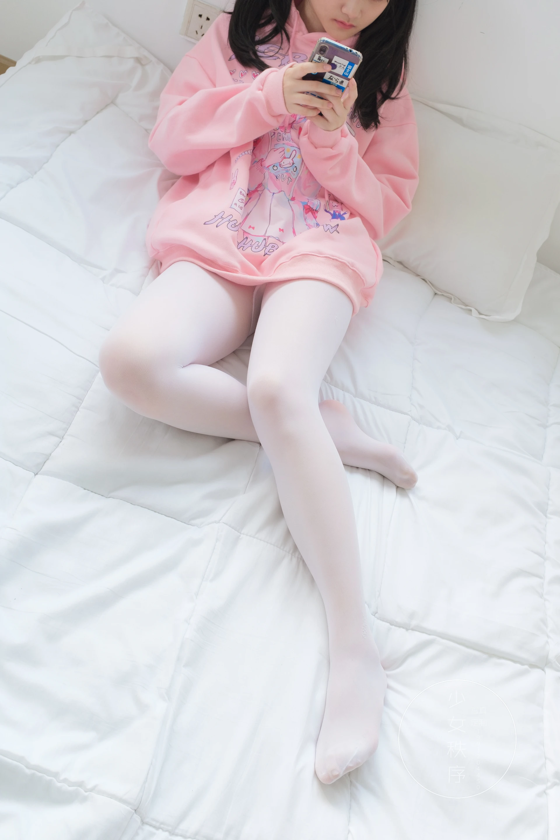 少女秩序 VOL.20 双马尾粉色可爱白丝[68P-557.8M]双马尾, 可爱, 少女秩序, 白丝, 美腿, 美足