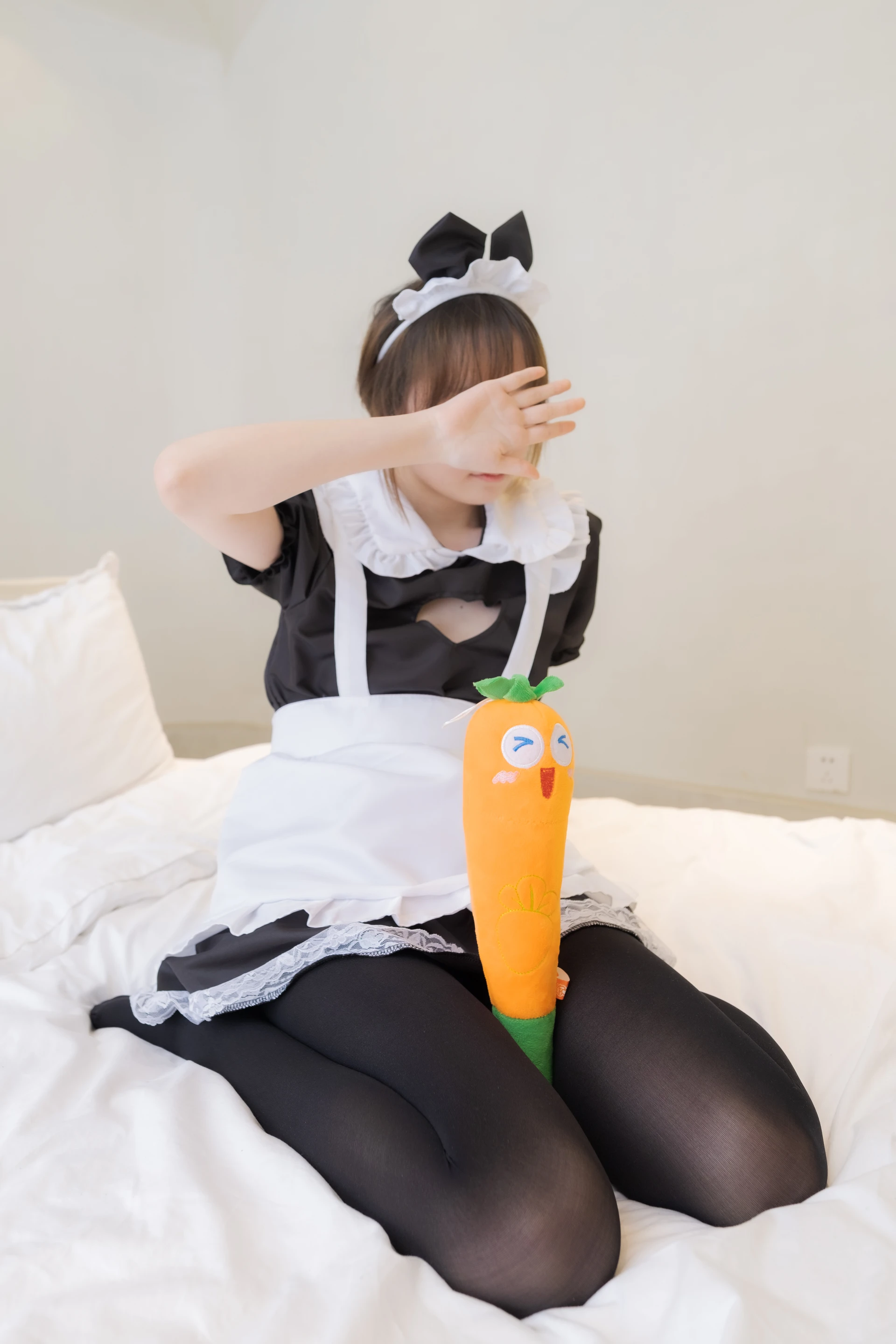 森萝财团 内部VIP系列 微风-05 黑丝高跟女仆装 [117P1V-3.5G]