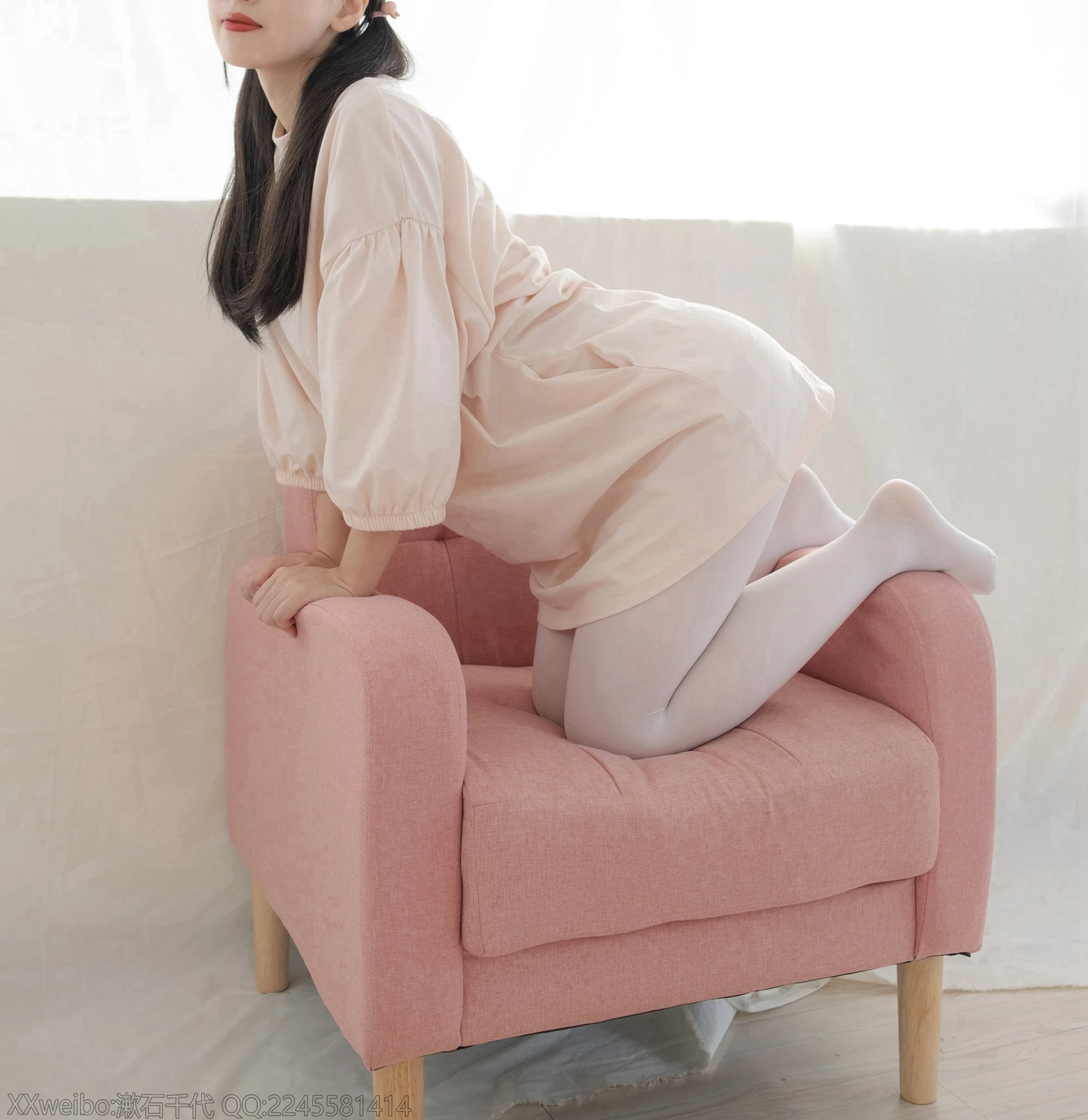 轻兰映画 HANA.004 可爱白丝[74P-364.8MB]可爱, 白丝, 美腿, 美足, 轻兰映画