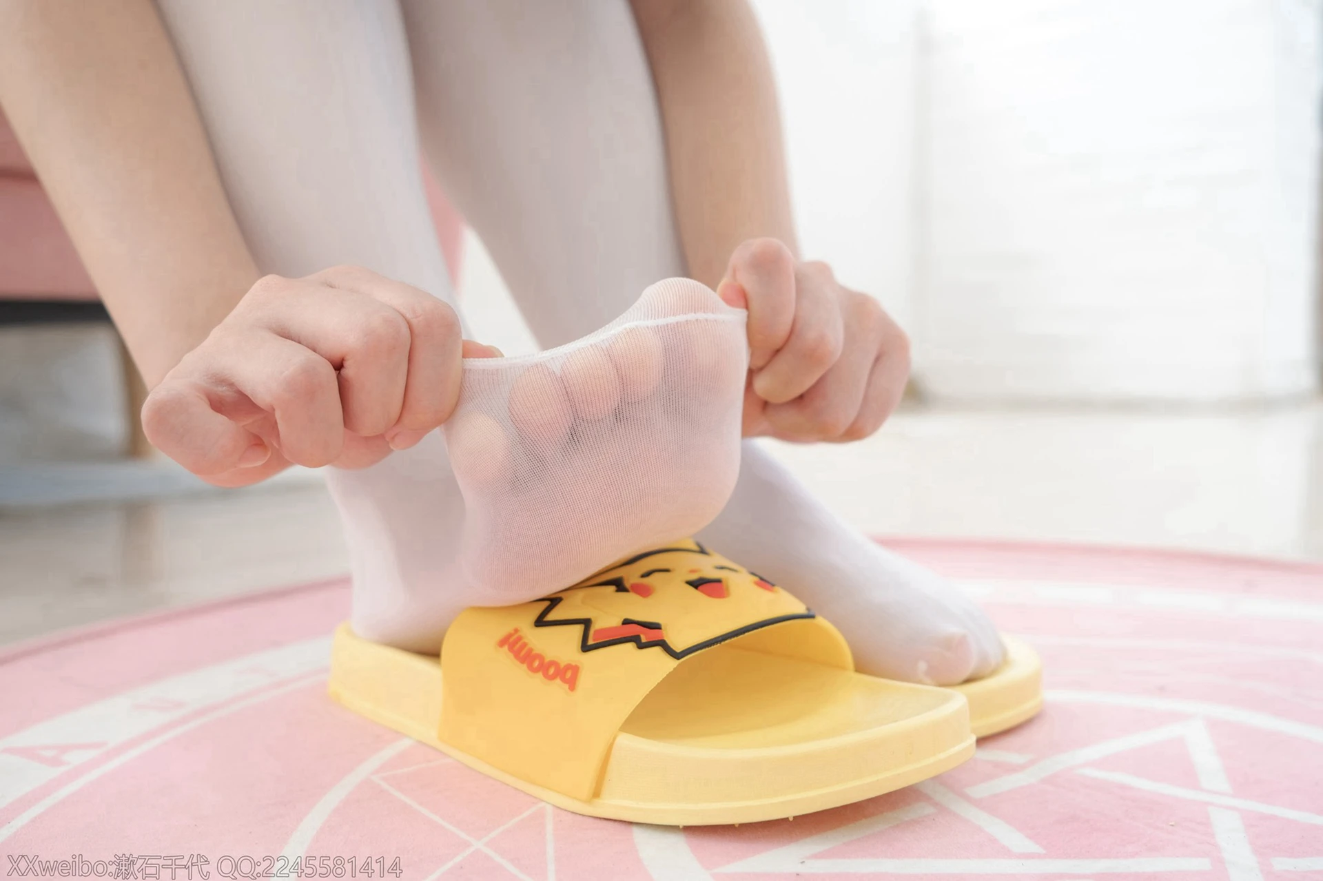 轻兰映画 HANA.004 可爱白丝[74P-364.8MB]可爱, 白丝, 美腿, 美足, 轻兰映画