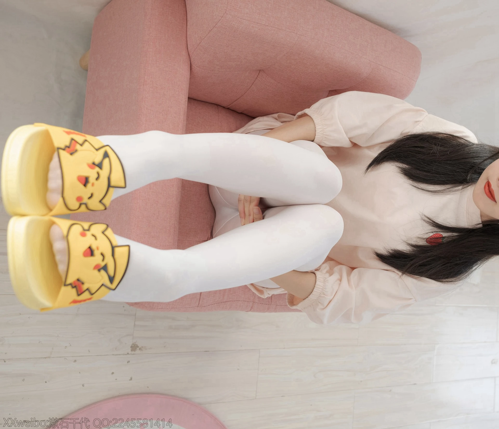 轻兰映画 HANA.004 可爱白丝[74P-364.8MB]可爱, 白丝, 美腿, 美足, 轻兰映画