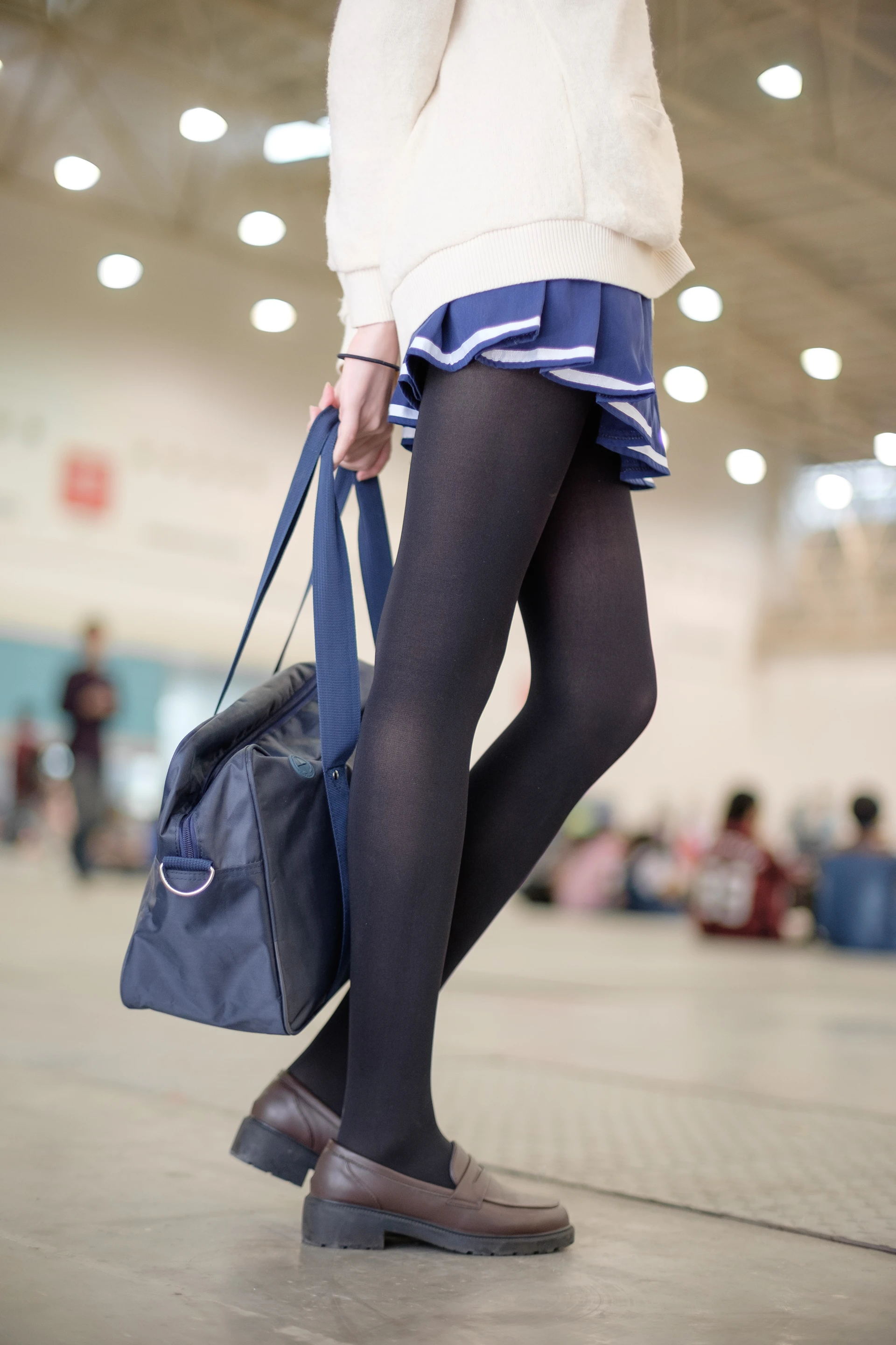 森萝财团 FREE-004 [24P-161M]校服, 森萝财团, 黑丝