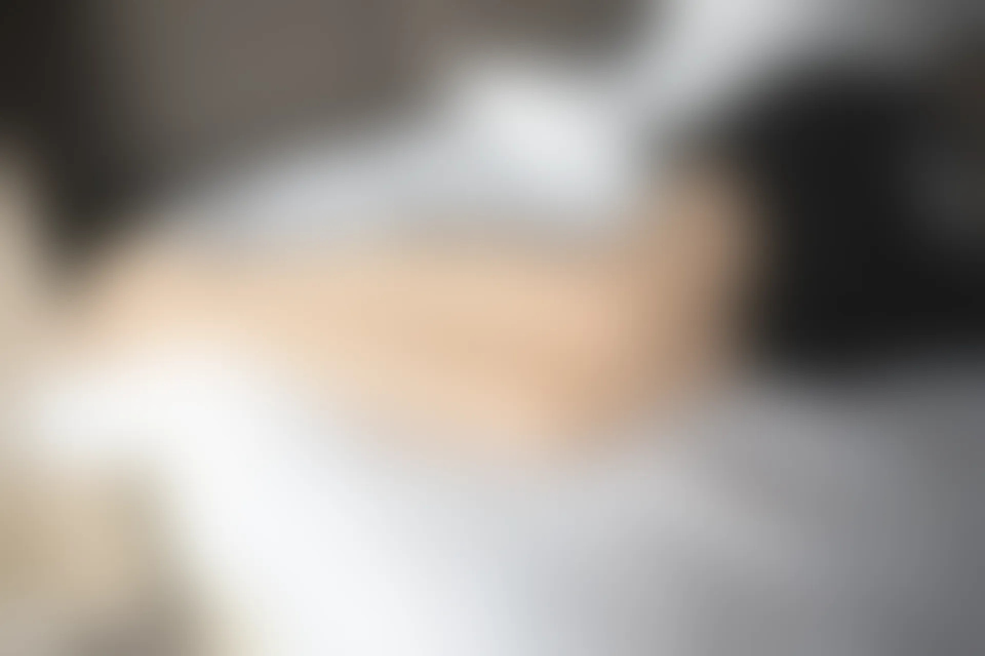 C38.005 肉丝黑T [40P-71MB]
