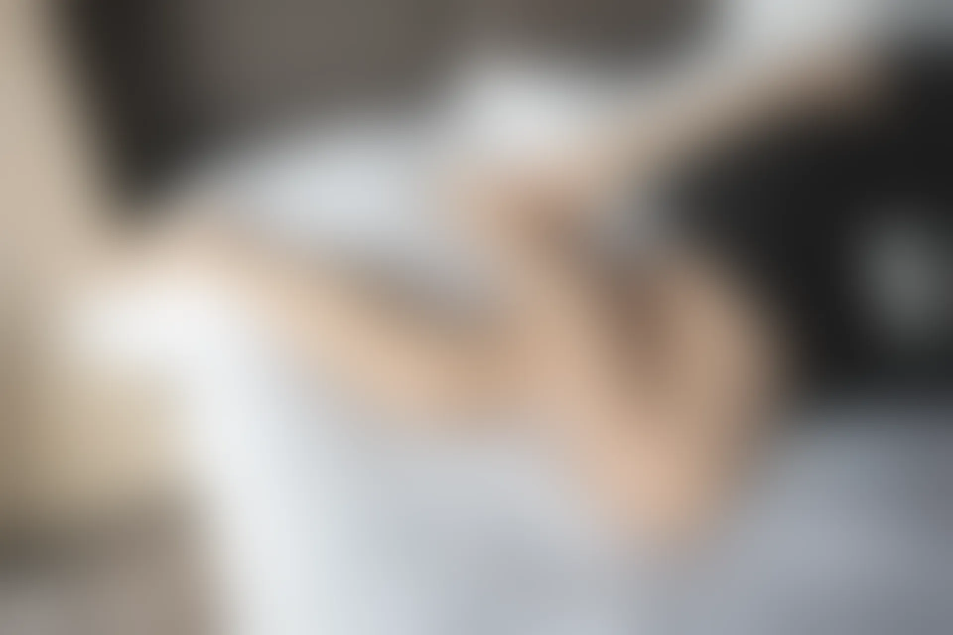 C38.005 肉丝黑T [40P-71MB]