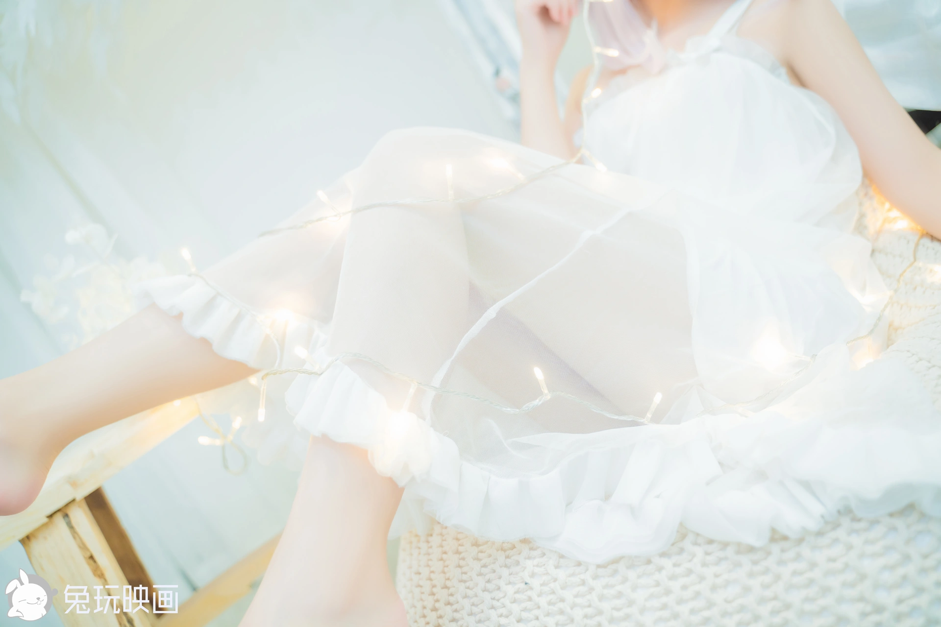 C31.001 白纱裙 [40P-616MB]