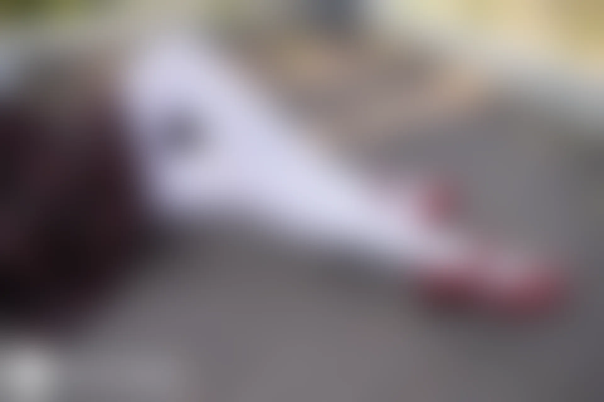 D52.001 白丝和小红鞋 [40P-112MB]