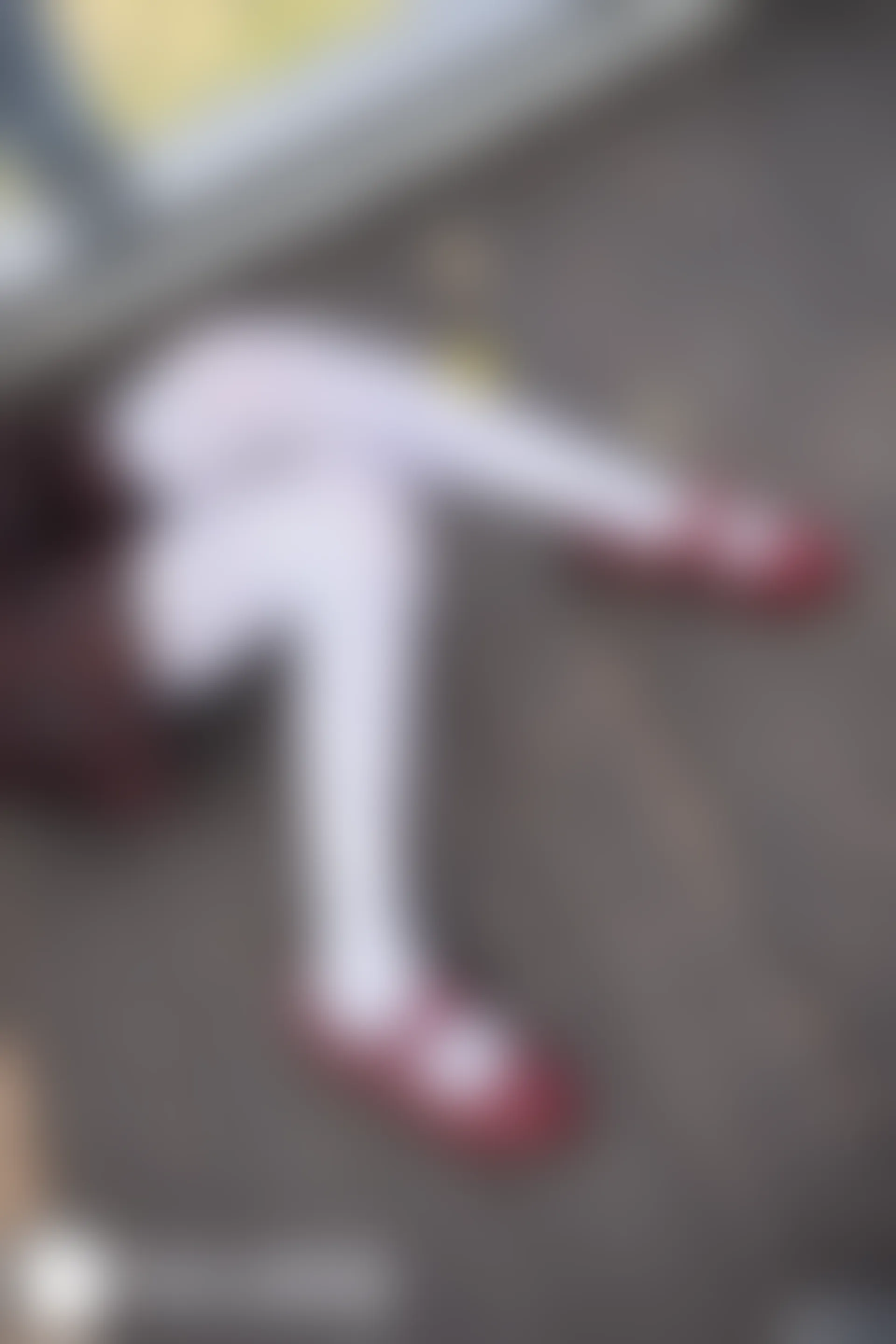 D52.001 白丝和小红鞋 [40P-112MB]