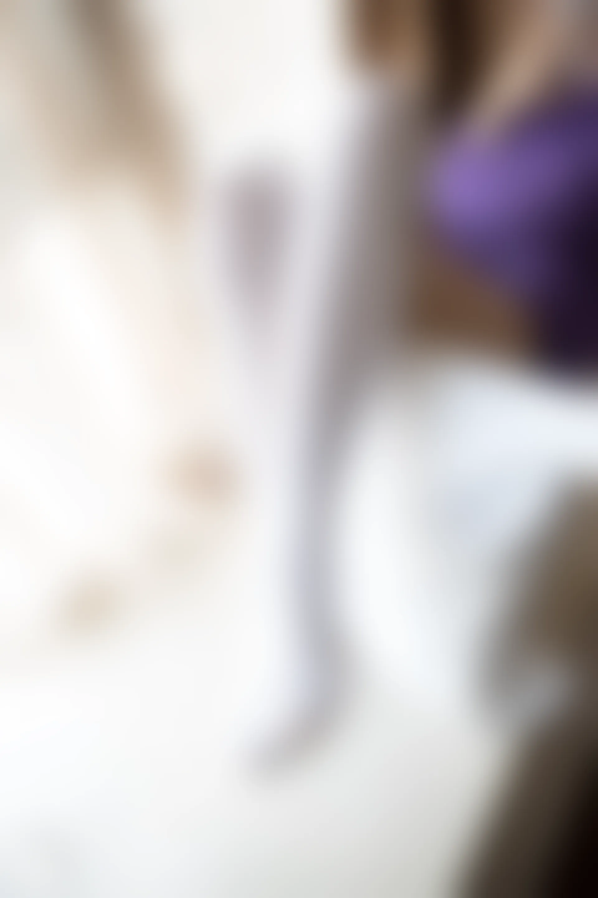 C40.005 紫色T恤和白丝 [40P-73MB]