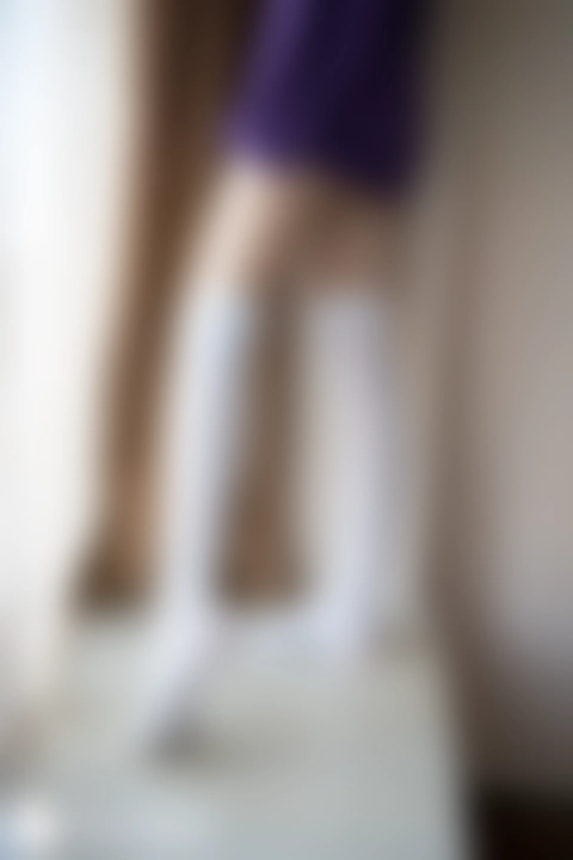 C40.005 紫色T恤和白丝 [40P-73MB]