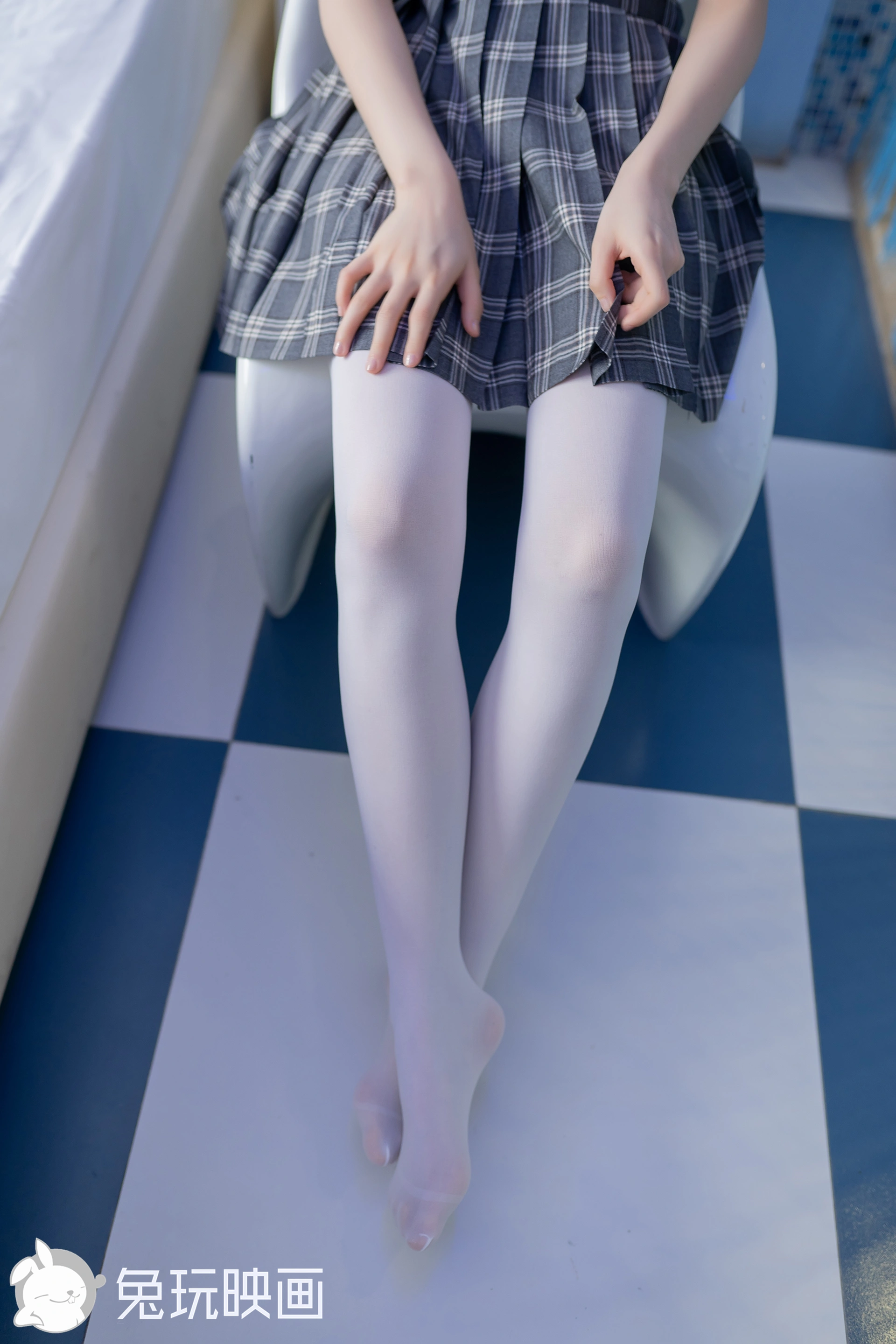 C50.001 JK白丝 [40P-95MB]