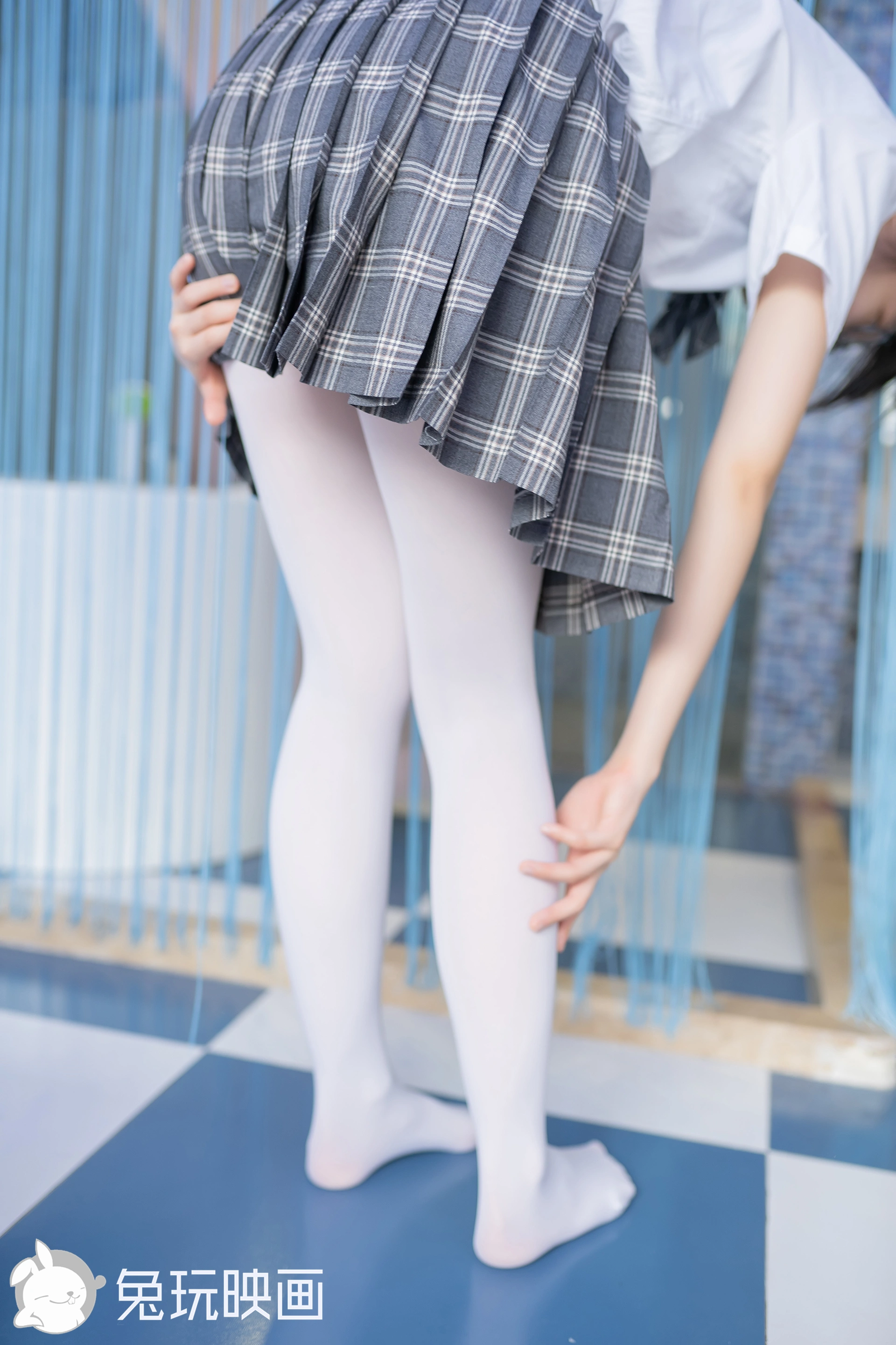 C50.001 JK白丝 [40P-95MB]