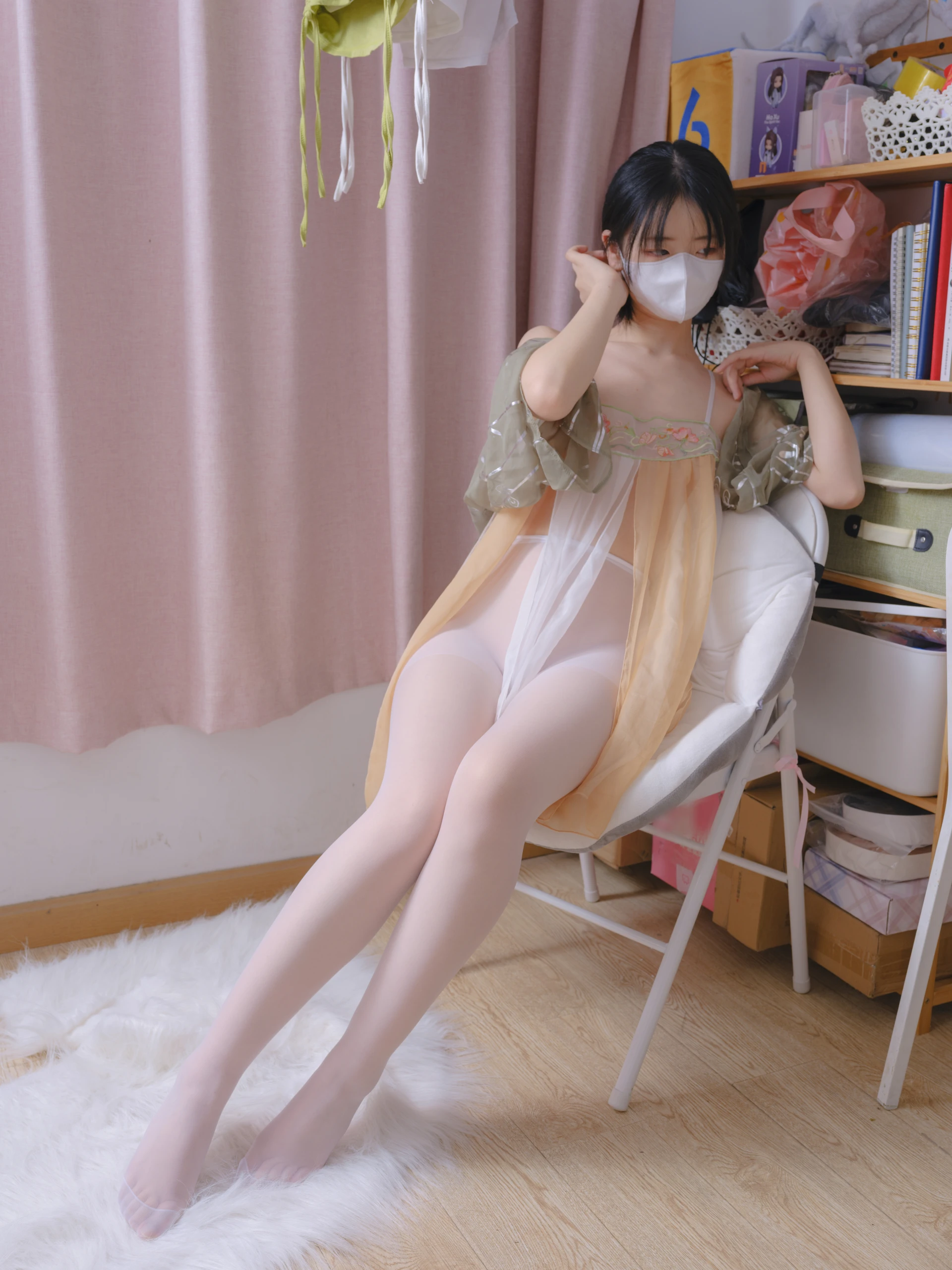 森萝财团 月下-08E 小夜 白丝汉服 [74P1V-5.58GB]