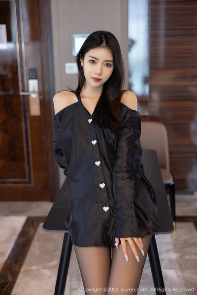 XIUREN秀人网 2022.04.28 NO.4940 可樂Vicky [51+1P473M]