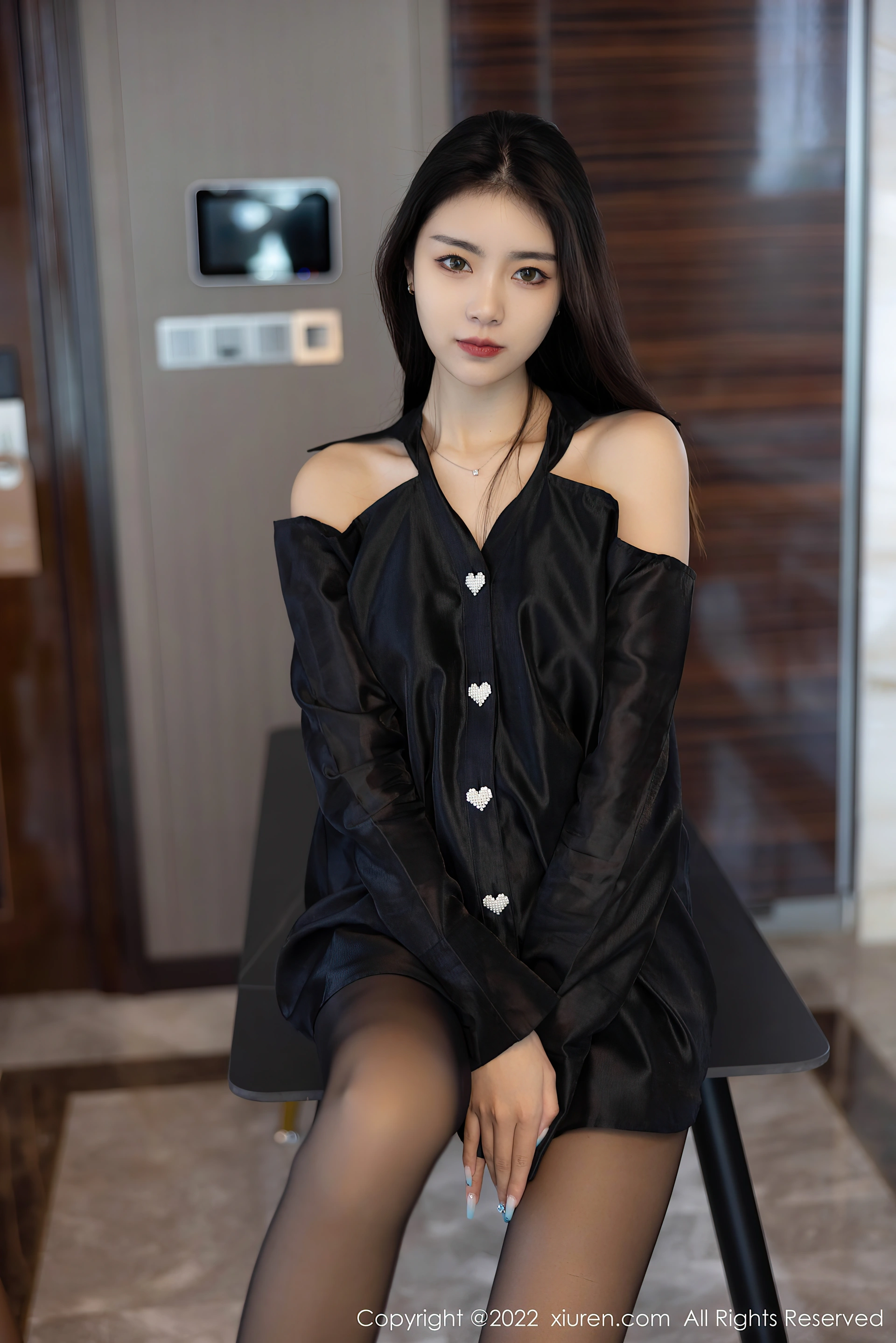 XIUREN秀人网 2022.04.28 NO.4940 可樂Vicky [51+1P473M]