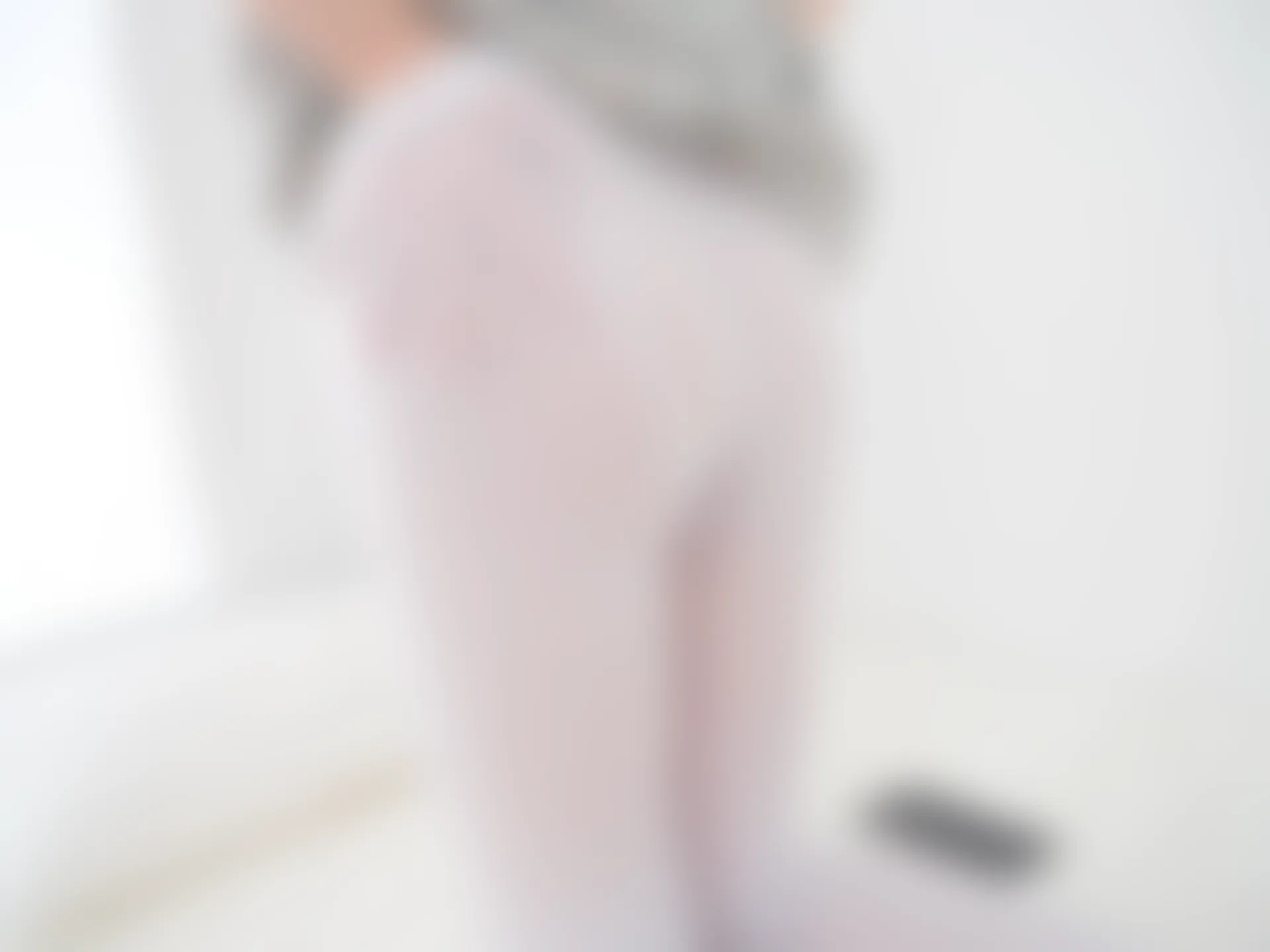 紧急企划 内部-010 小恩 白丝碎花裙 [100P1V-3.71GB]小恩, 森萝财团, 白丝, 碎花裙, 美腿, 美足