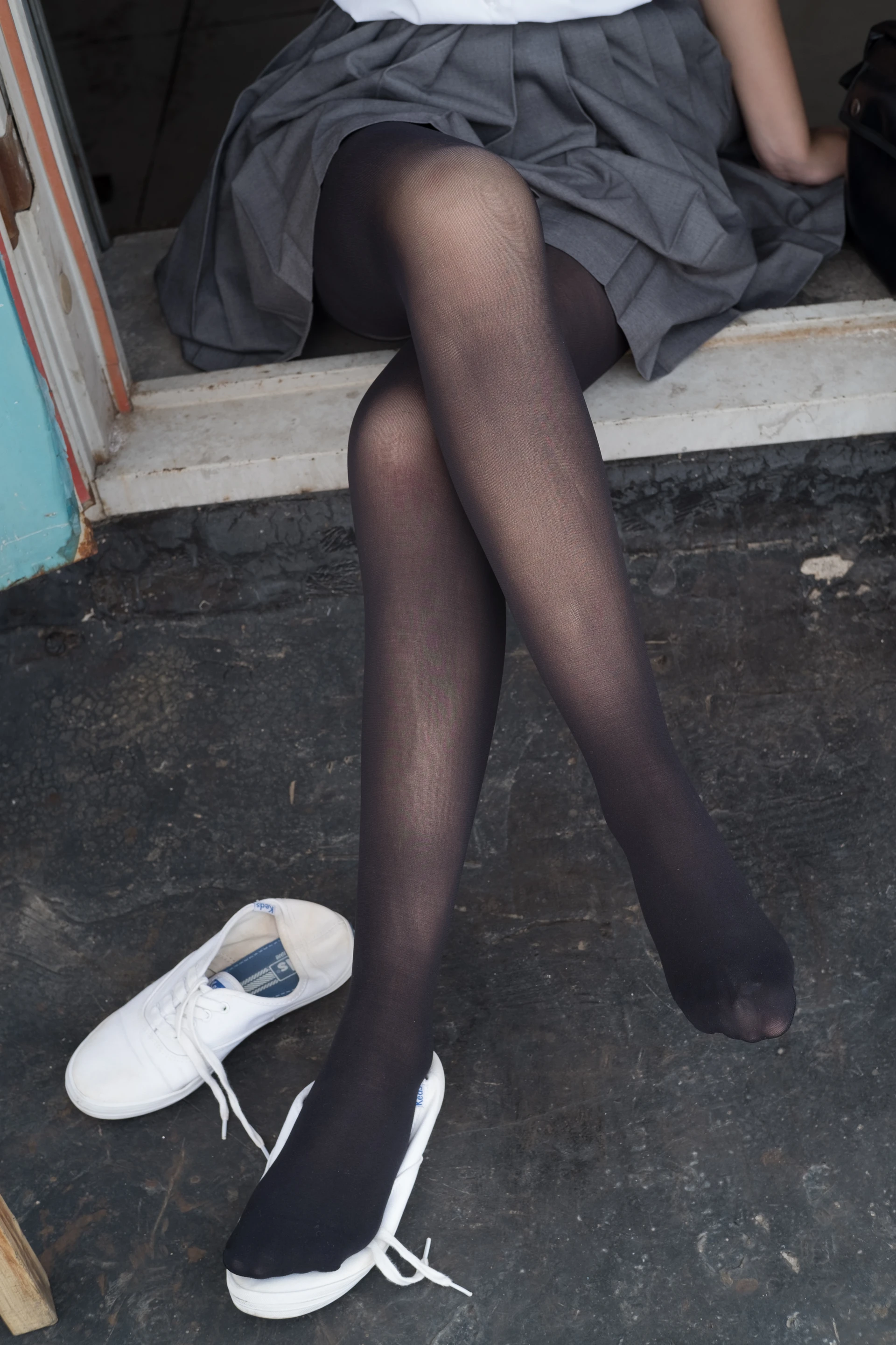 森萝财团 R15-031 [95P-508M]学生装, 森萝财团, 美腿, 黑丝