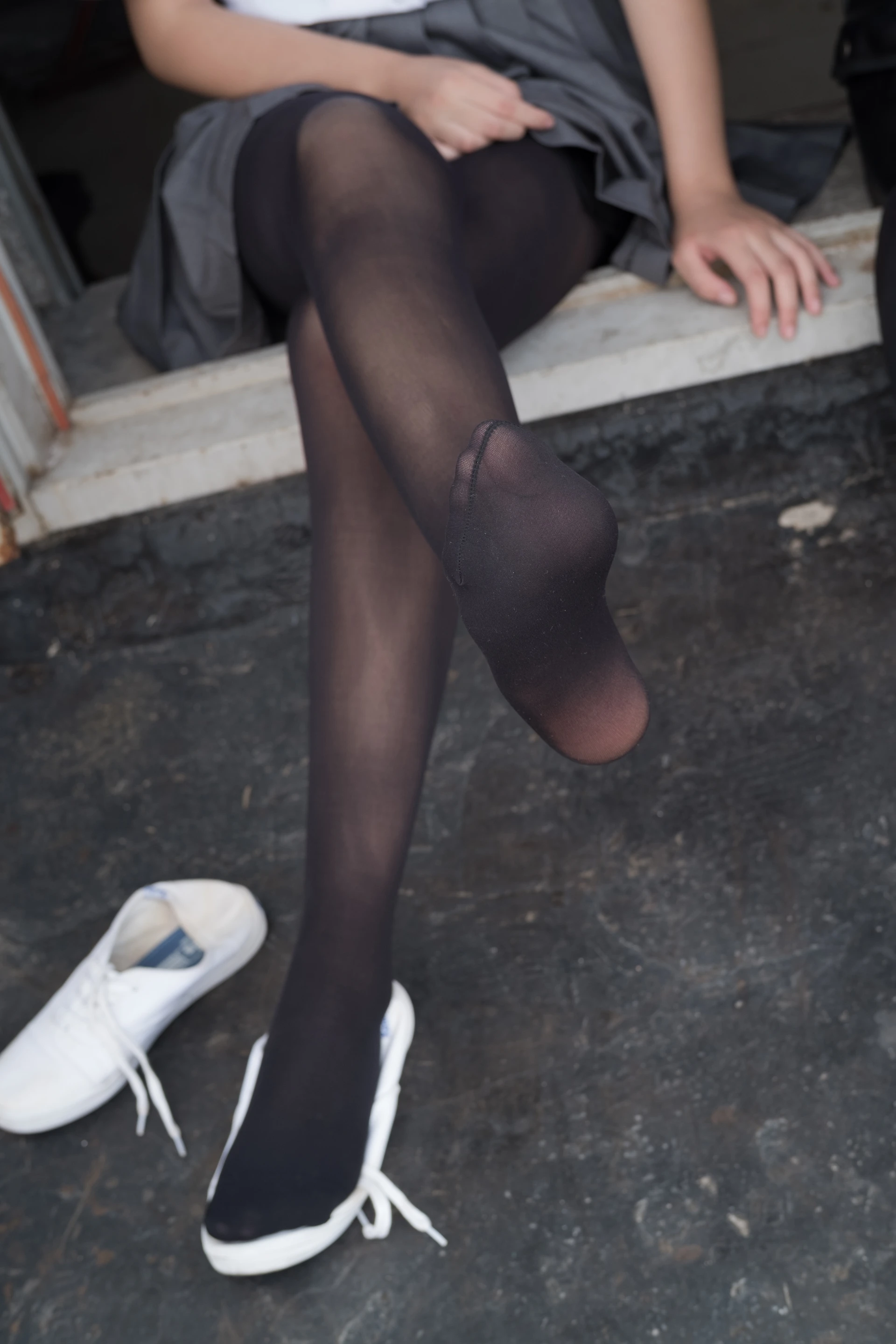 森萝财团 R15-031 [95P-508M]学生装, 森萝财团, 美腿, 黑丝