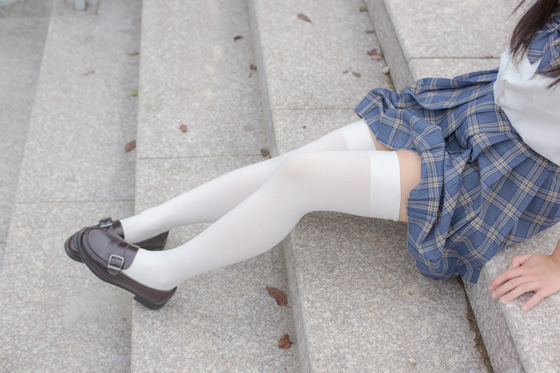 森萝财团 R15-039 [88P-772M]学生装, 森萝财团, 白丝, 美腿
