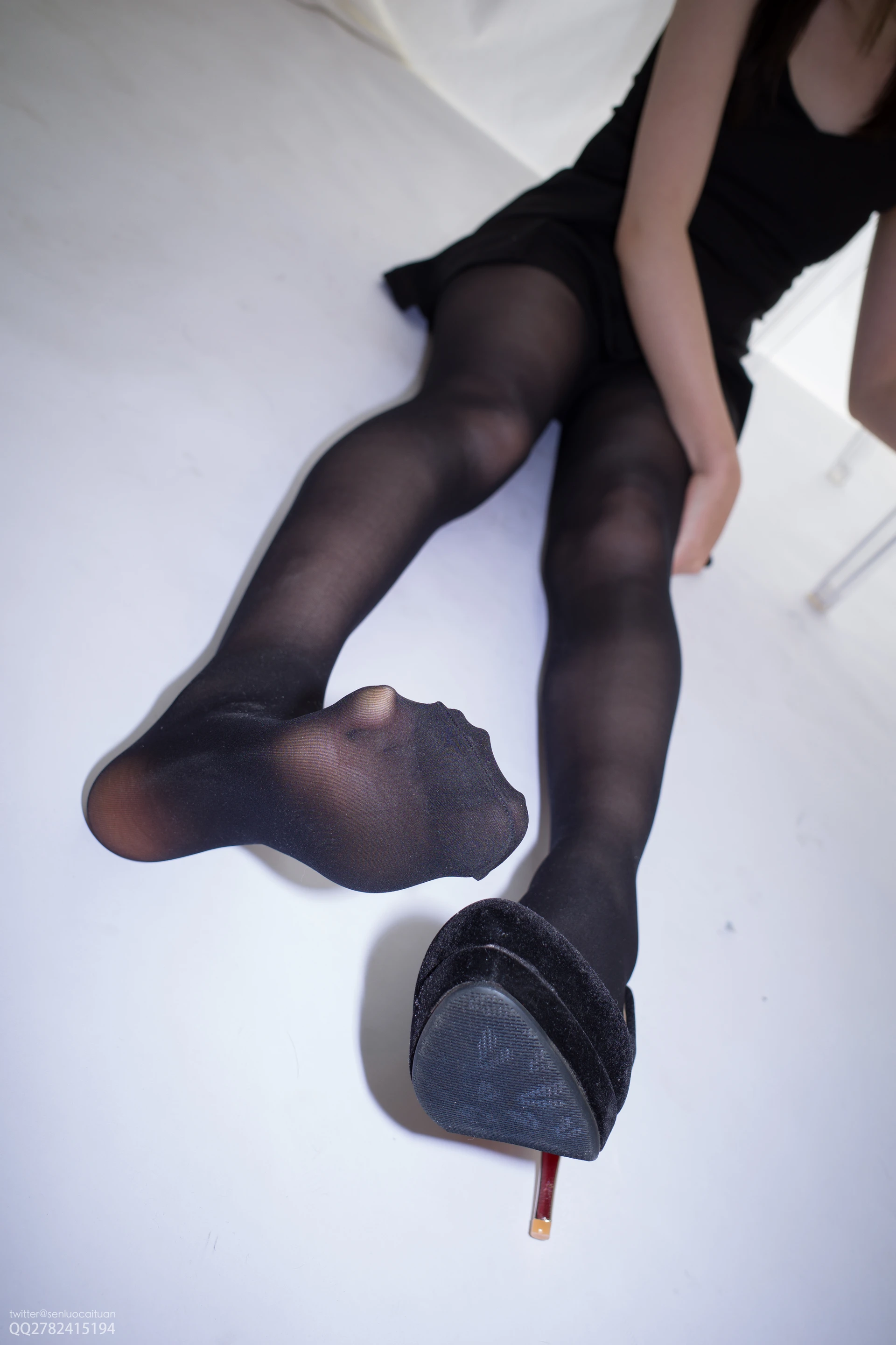 JKFUN-041 《黑涩现实》Aika, JKFUN, 森萝财团, 美腿, 黑丝