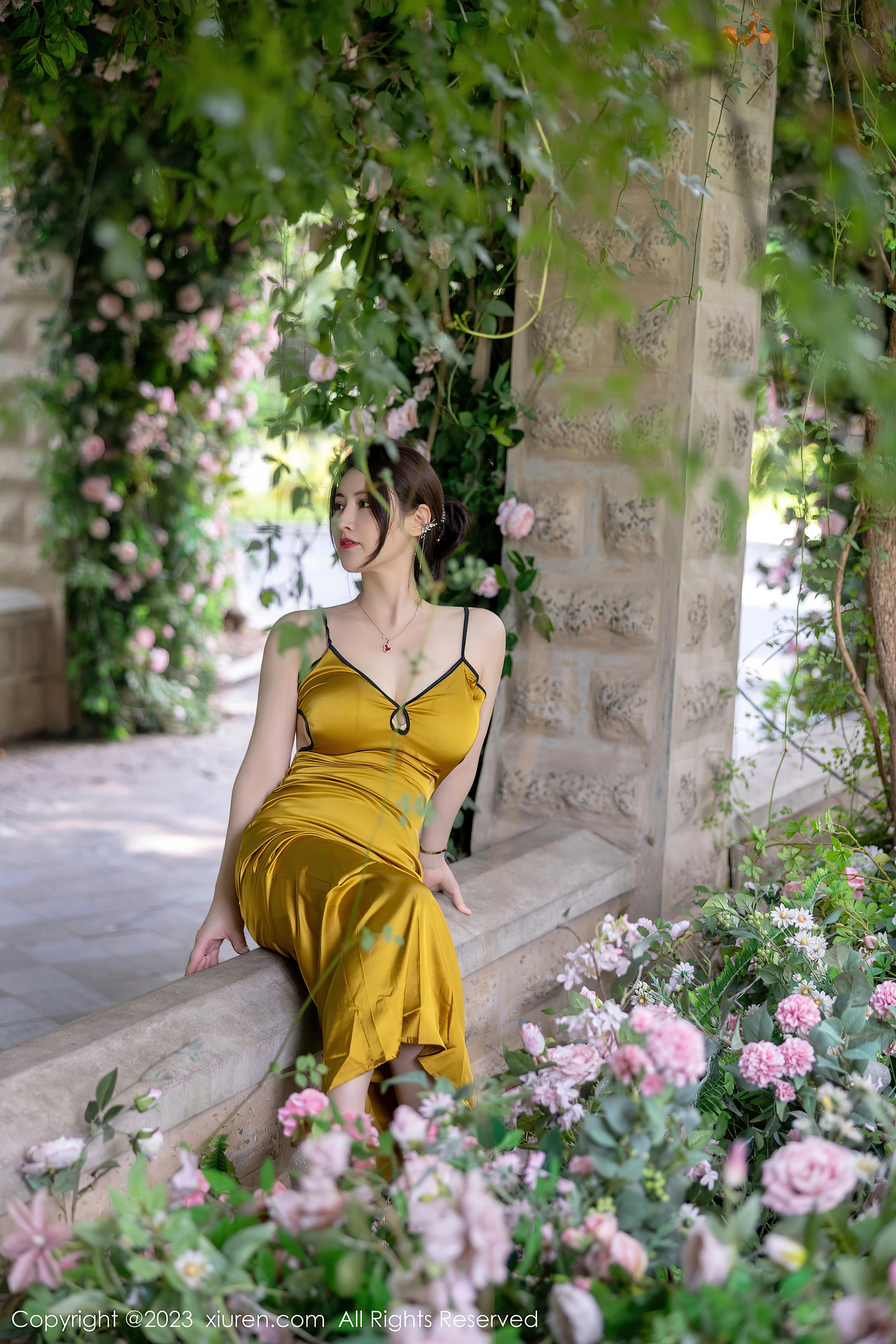 XIUREN秀人网 2023.08.29 NO.7302 诗诗kiki[83+1P／780MB]