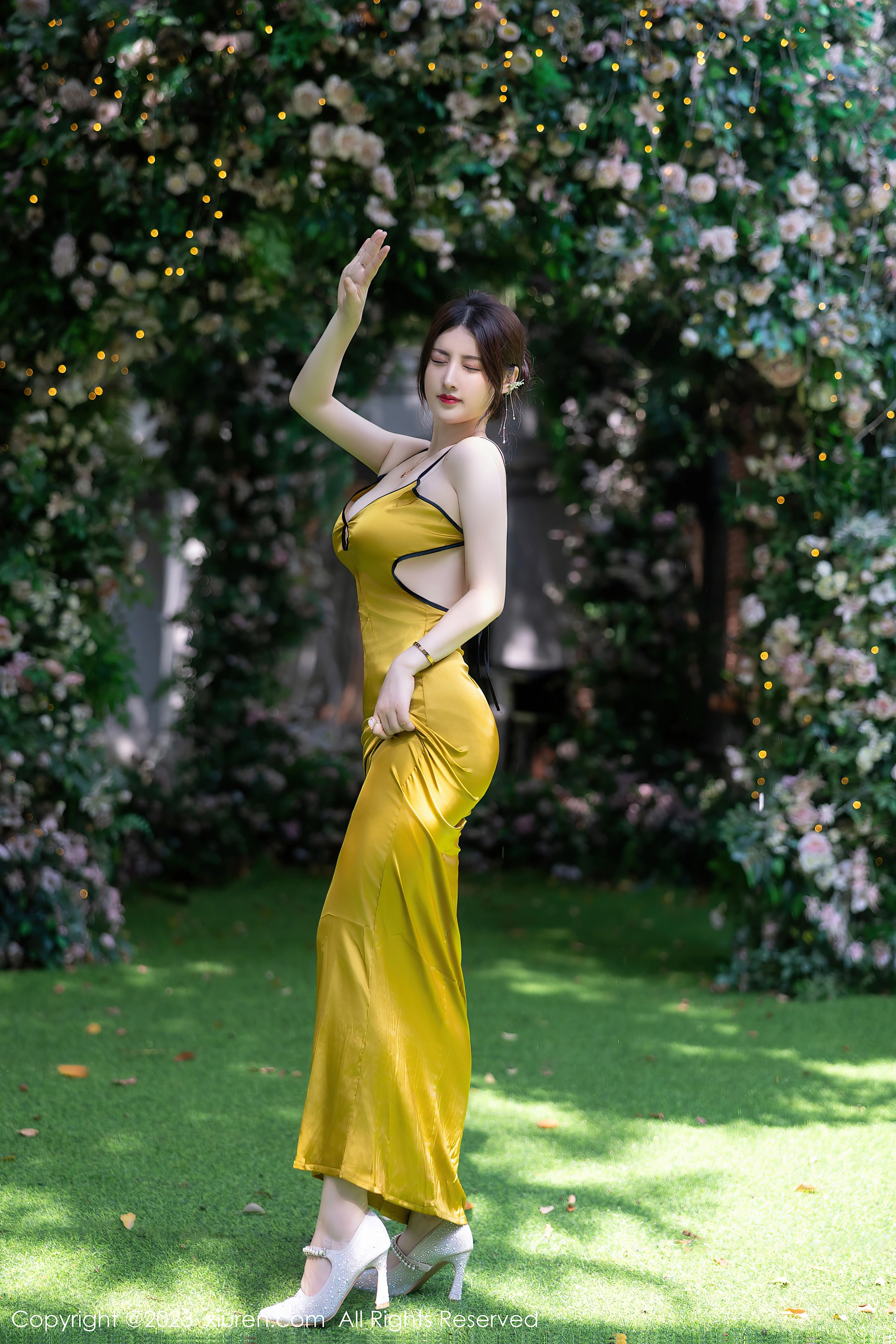 XIUREN秀人网 2023.08.29 NO.7302 诗诗kiki[83+1P／780MB]