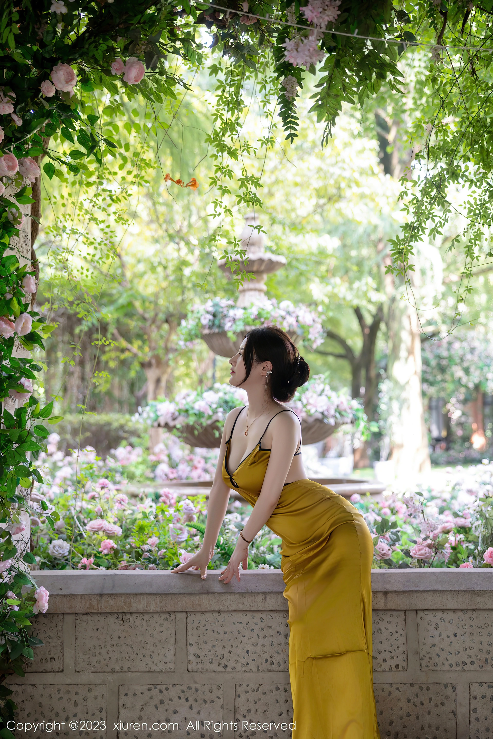 XIUREN秀人网 2023.08.29 NO.7302 诗诗kiki[83+1P／780MB]